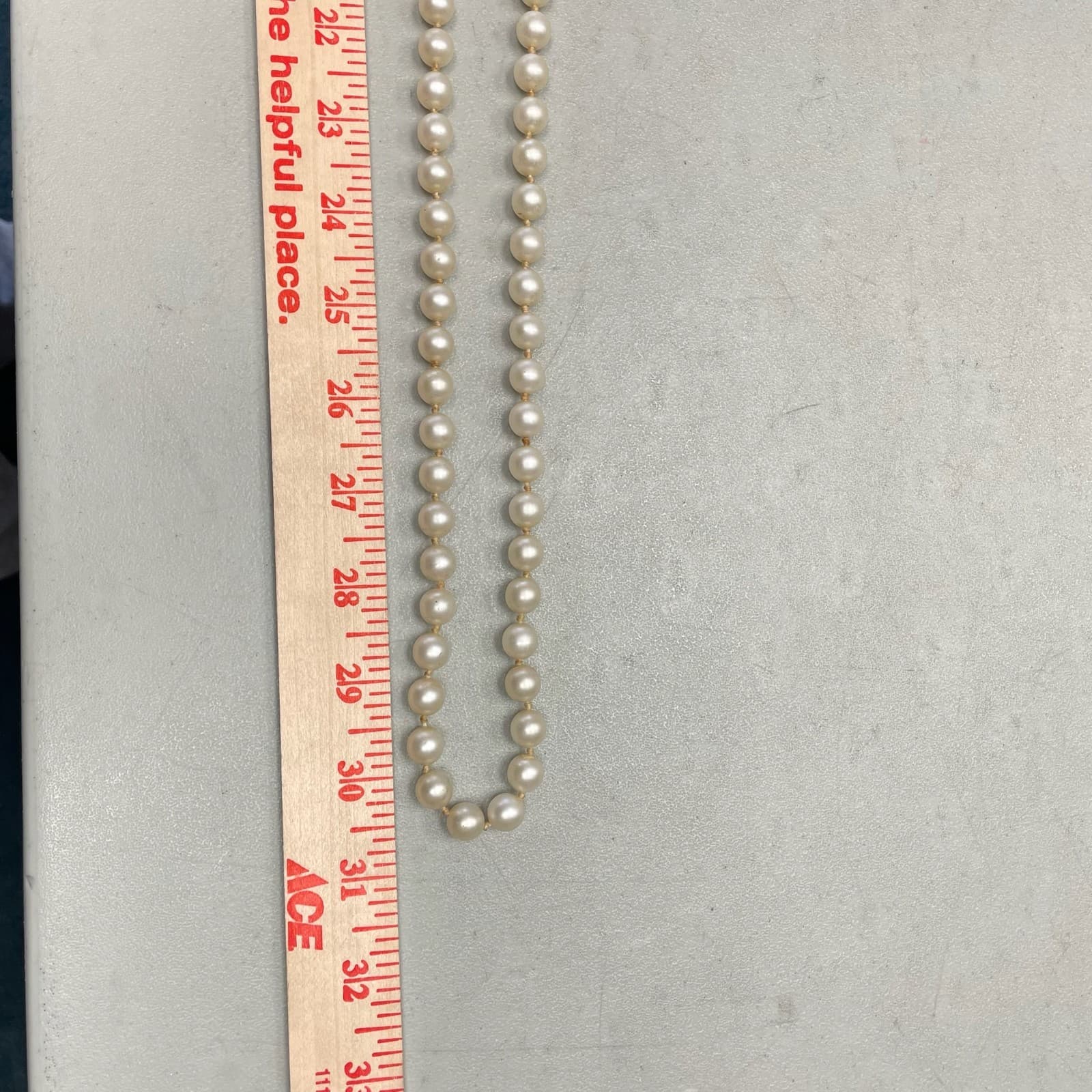 VTG Cream Classic Traditional Plastic Double-Strand Beaded Push Lock Necklace - Thumbnail 13