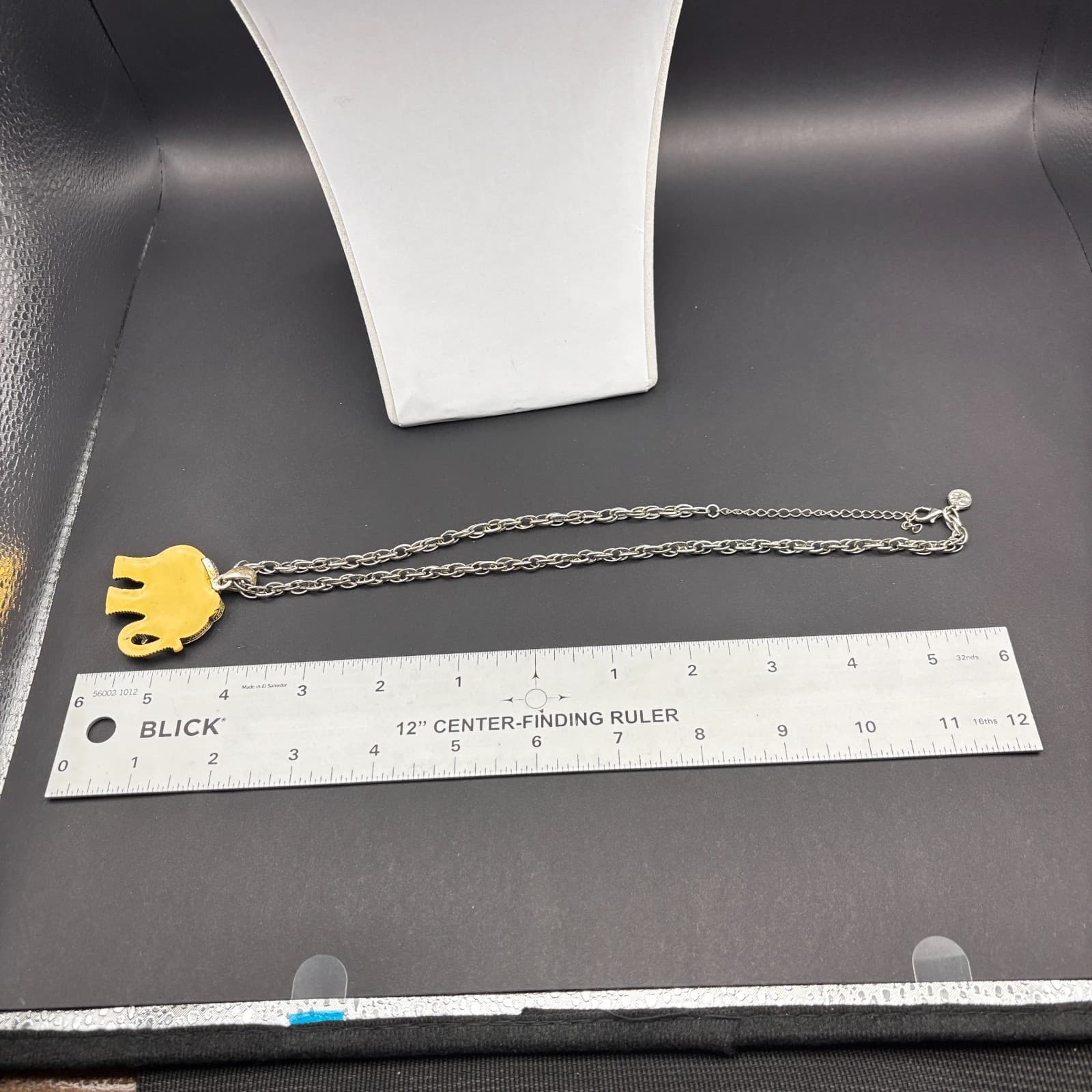 VTG Elephant Pendant Necklace AB Rhinestones Lobster Clasp Silver Tone Chain - Thumbnail 8