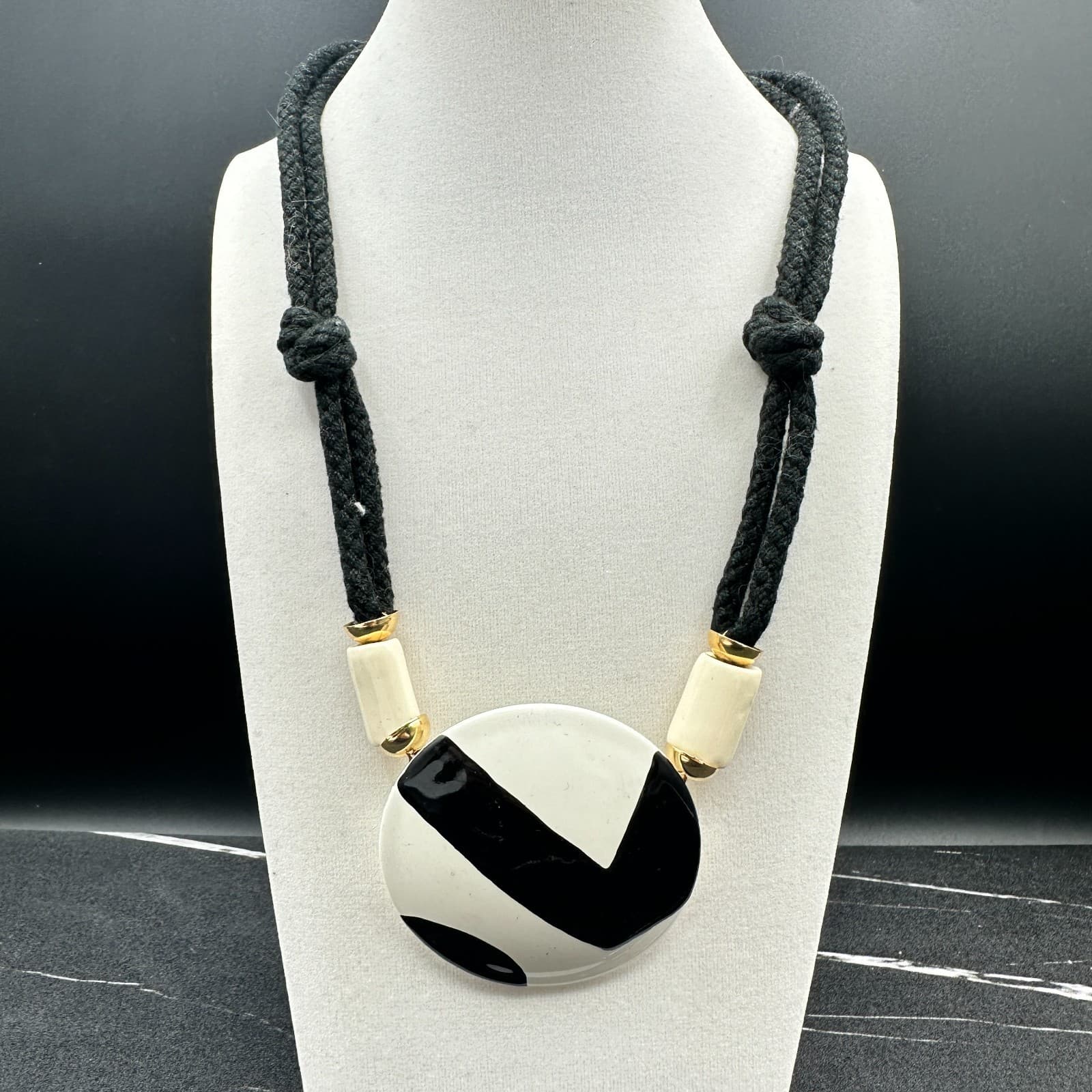 VTG 90s 80s Black White Pendant Necklace Cord Rope Enamel Round Geometric Style - Image 1