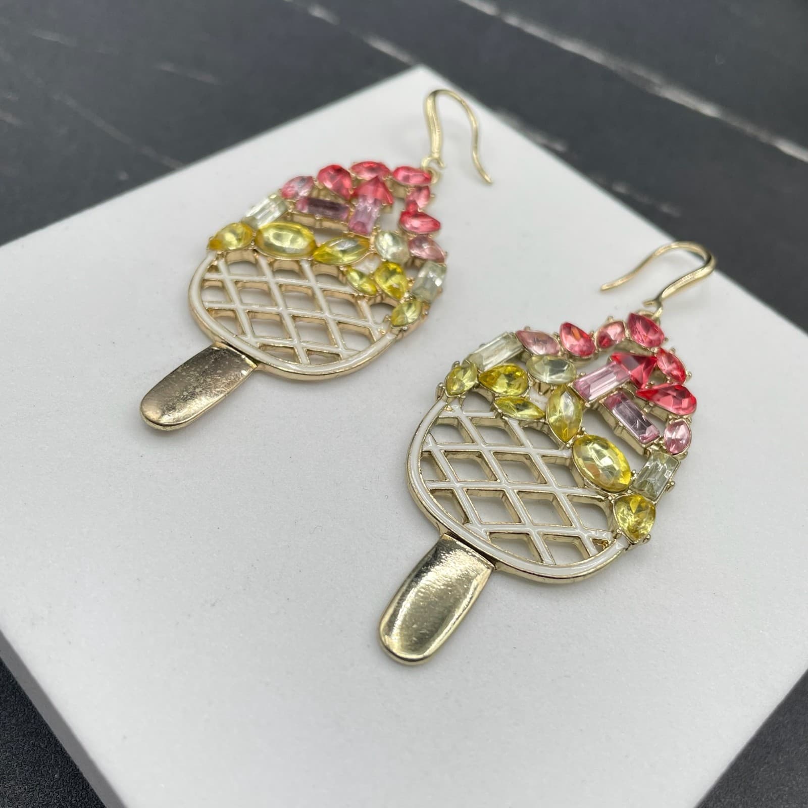 Classic Gold-Tone Faceted Glass Beads Ice Cream Bar Dangle Drop Hook Earrings - Thumbnail 9