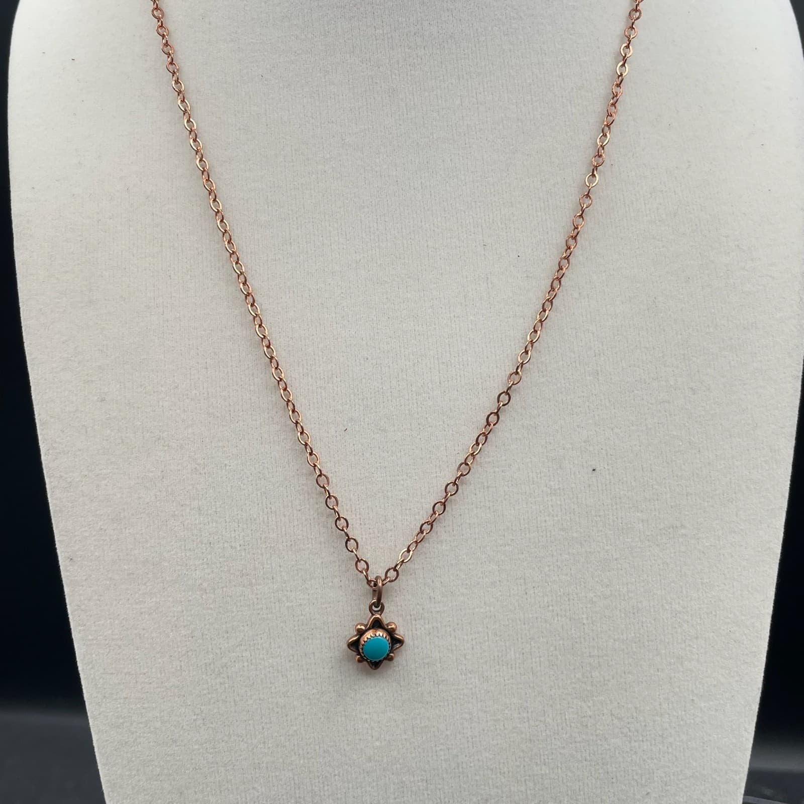 Contemporary Bronze-Tone Classic Round Link Prong Turquoise Pendant Necklace - Thumbnail 4