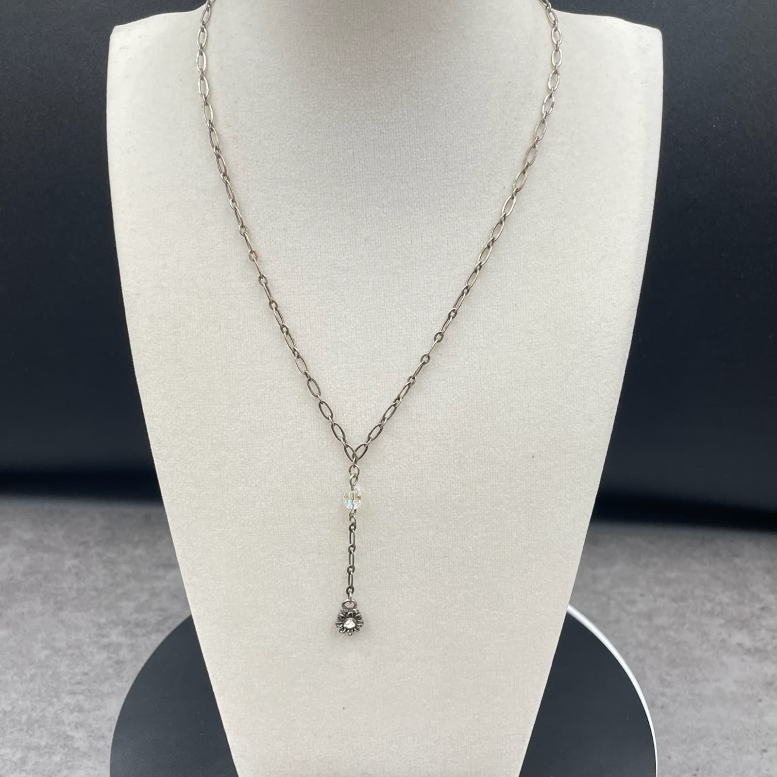 Fashion Silver-Tone Faceted Glass Bead Oval Link Chain Flower Pendant Necklace - Thumbnail 3