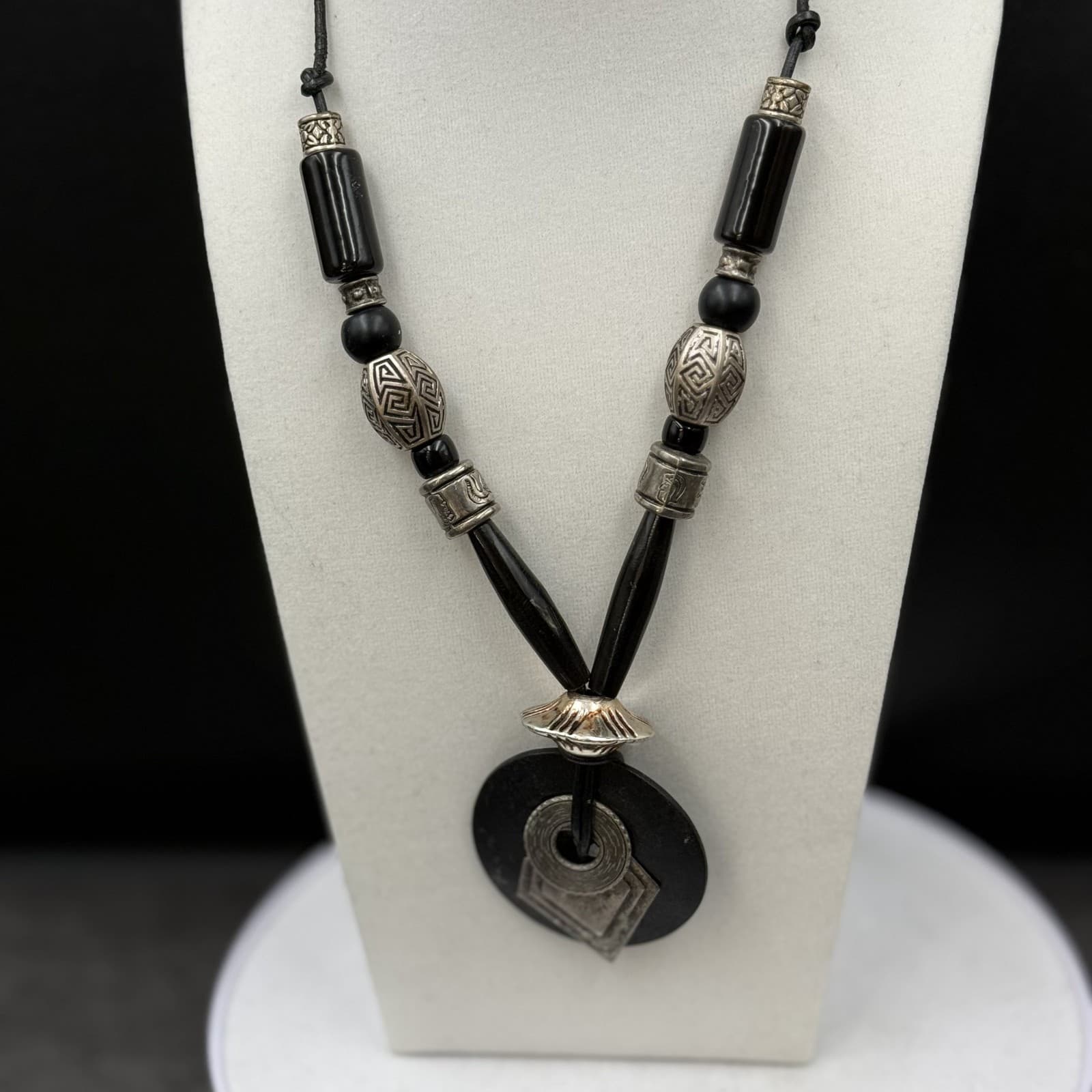 Vintage Black Wood & Silver Tribal Pendant Necklace Bold Boho Statement - Thumbnail 7