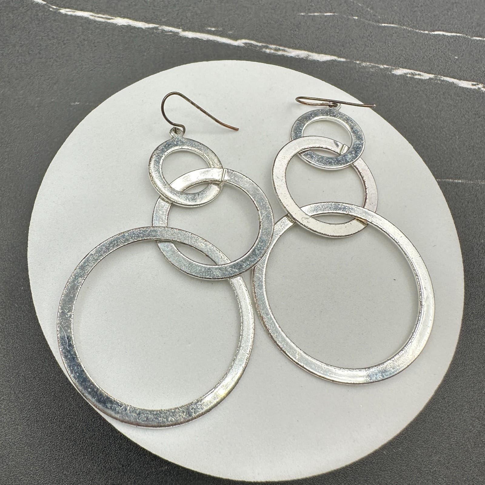Vintage Silver Tone Interlocking Hoop Earrings Dangle Long Modern Fashion Large - Thumbnail 9
