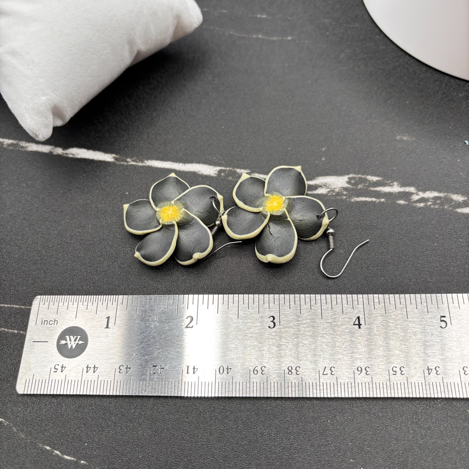 Y2K Plumeria Flower Black & Yellow Dangle Tops & Earrings Tropical Jewelry - Thumbnail 10