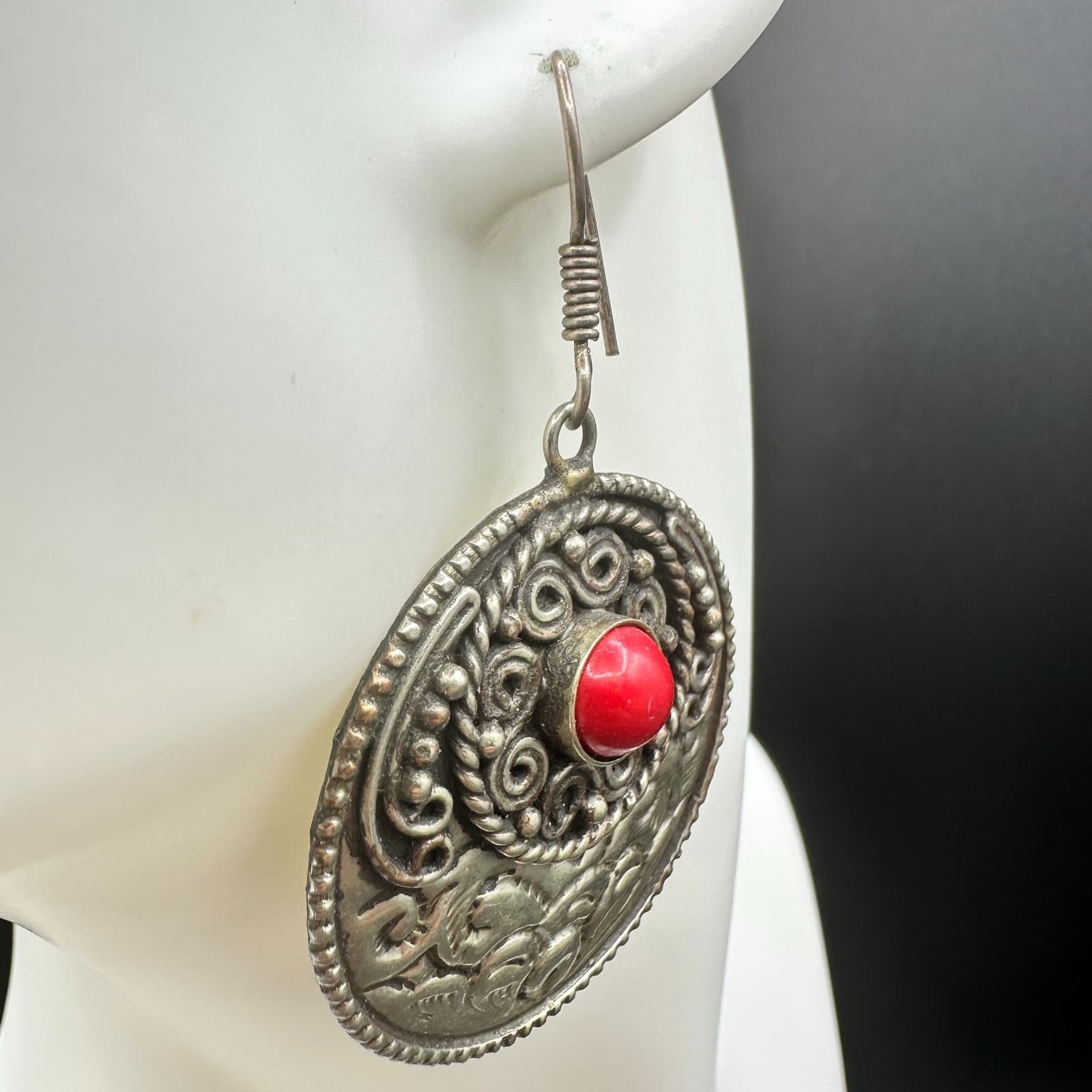 VTG Tibetan Ethnic Dangle Earrings Silver Tone Metal Red Stone Filigree Round - Thumbnail 6