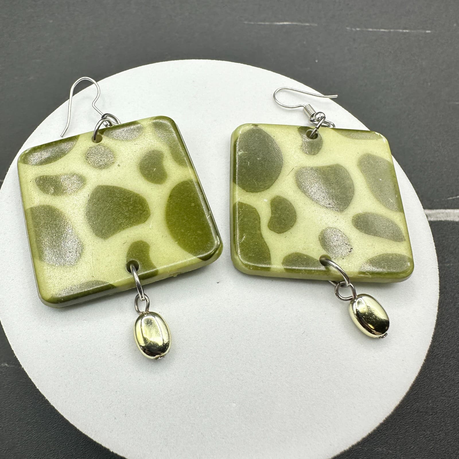 VTG Green Abstract Square Dangle Earrings Retro Plastic Geometric Drop Jewelry - Thumbnail 10