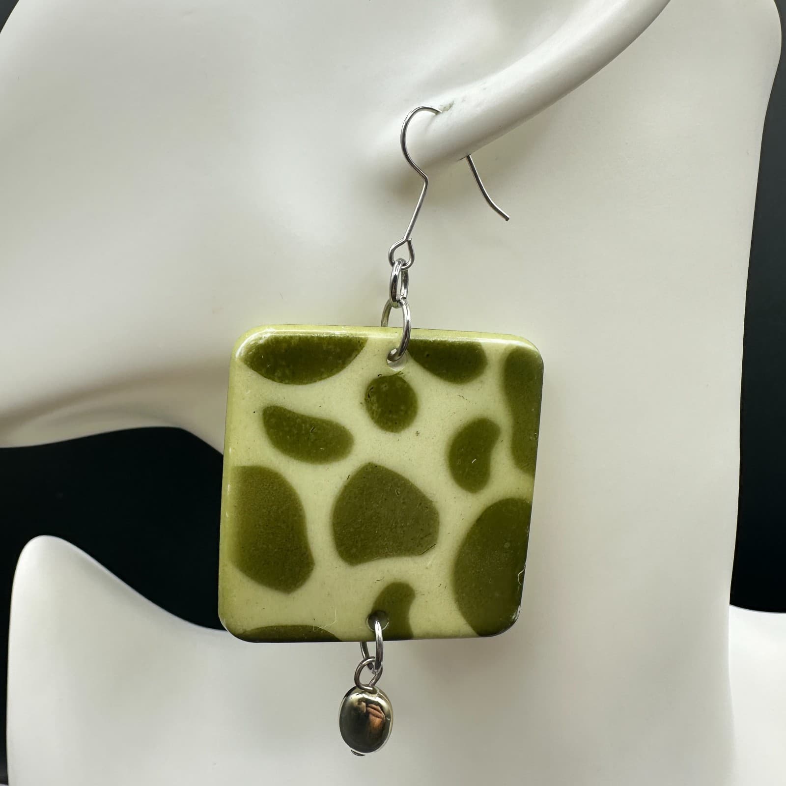 VTG Green Abstract Square Dangle Earrings Retro Plastic Geometric Drop Jewelry - Thumbnail 2