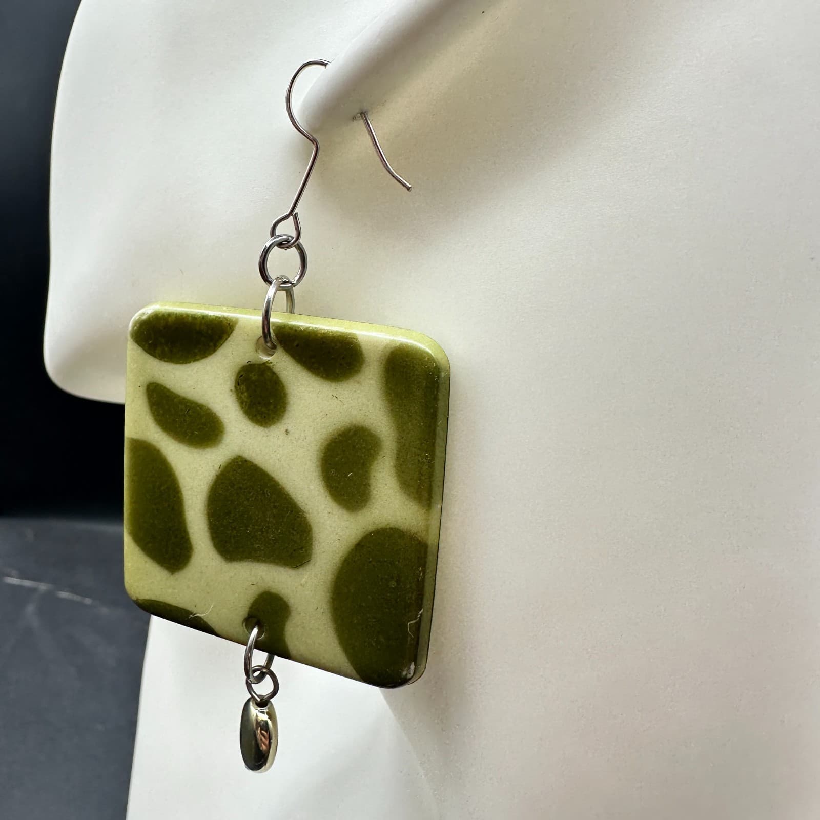 VTG Green Abstract Square Dangle Earrings Retro Plastic Geometric Drop Jewelry - Thumbnail 6