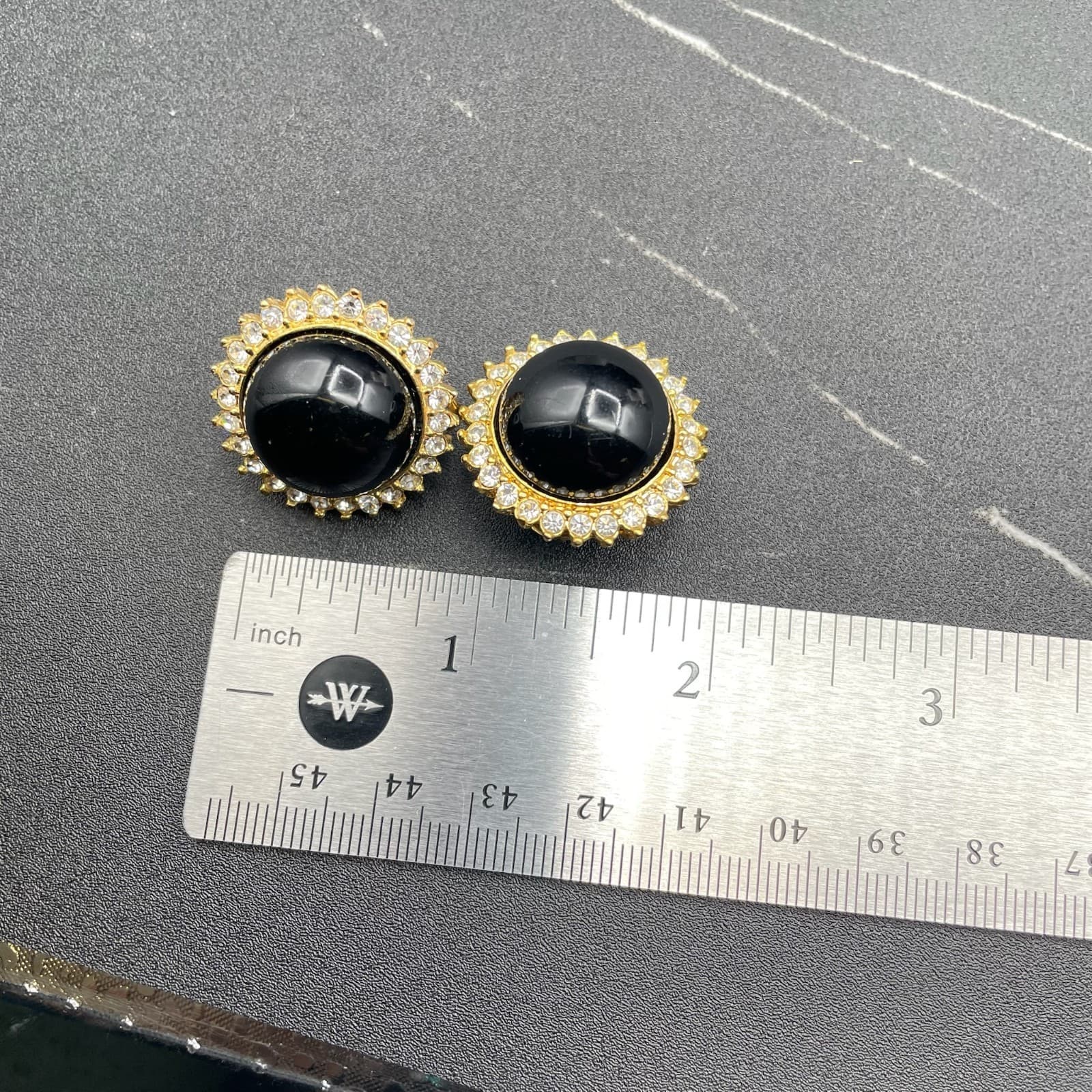 Gold-Tone Floral Rhinestone Embellished Black Onyx Round Stud Clip-On Earrings - Thumbnail 6