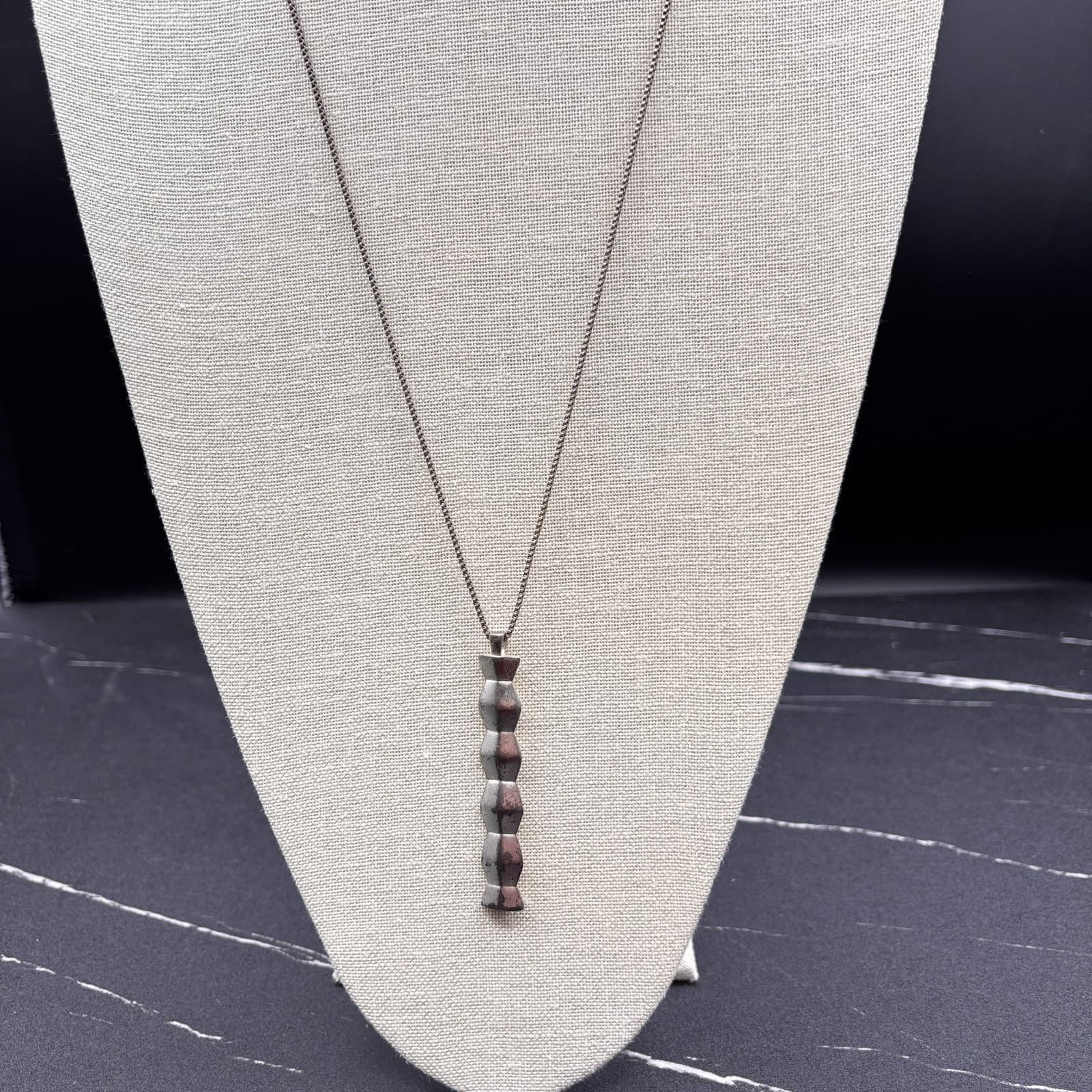 Long Geometric Pendant Necklace Women One Size Silver Tone Modern Minimalist - Image 1