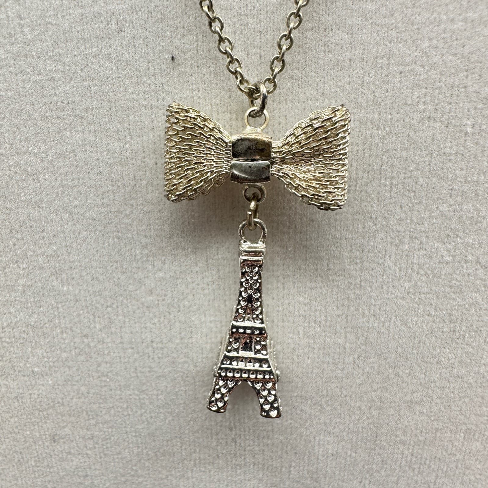 Claire's Silver-Tone Classic Adjustable Bow Detail Eiffel Tower Lobster Necklace - Thumbnail 2