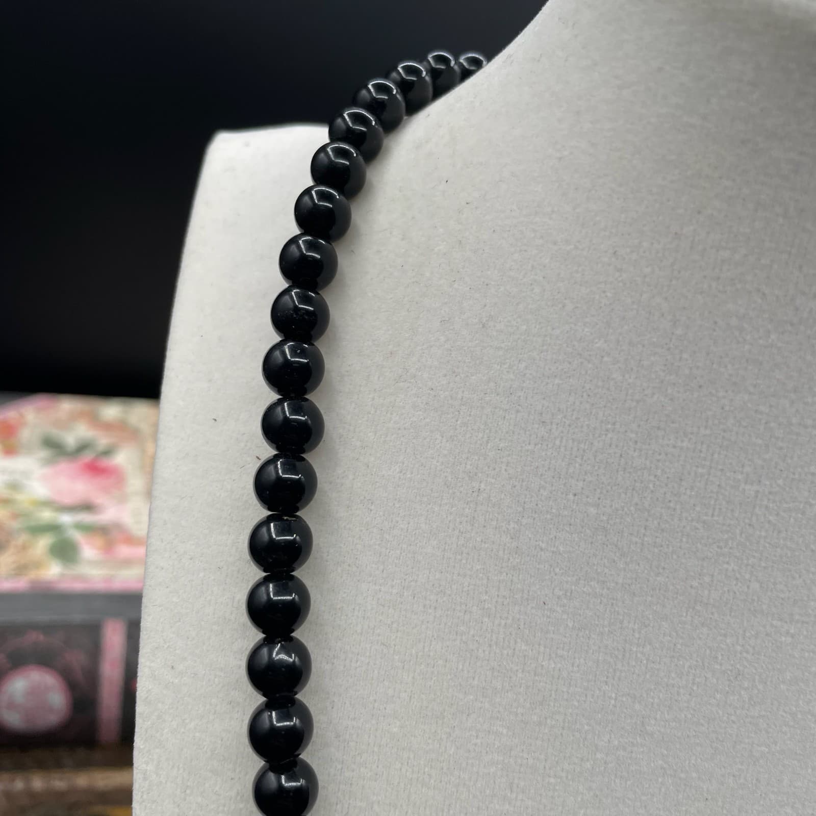 Vintage Black Classic Fashion Onyx Round Beaded Statement Lobster Necklace - Thumbnail 7