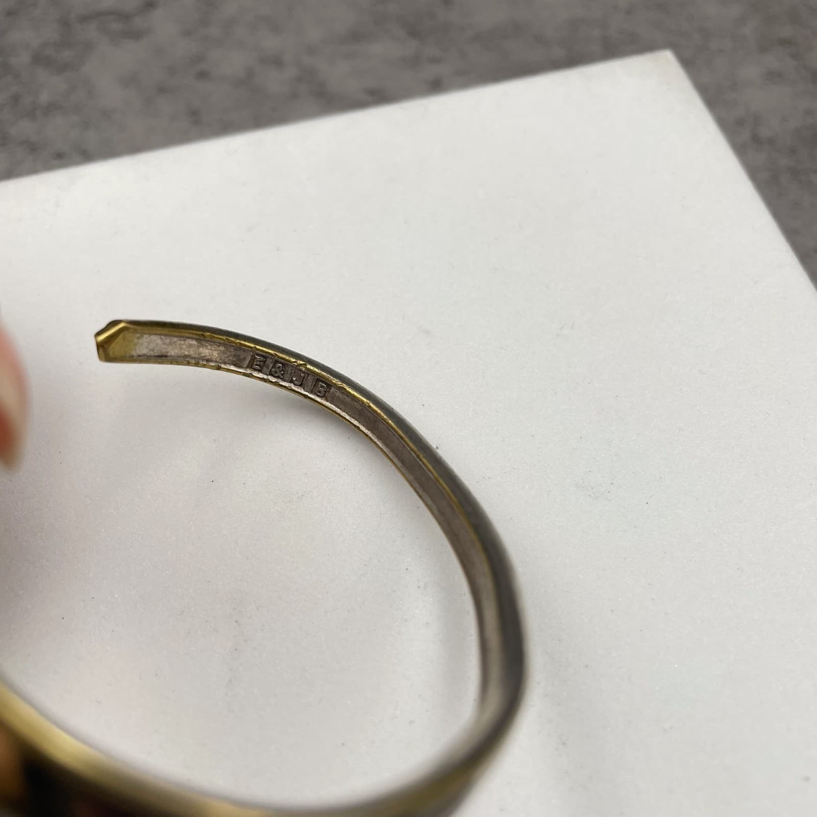 Vintage E&JB Two-Tone Classic Fashion Retro Metal Art Deco Cuff Slide Bracelet - Thumbnail 2