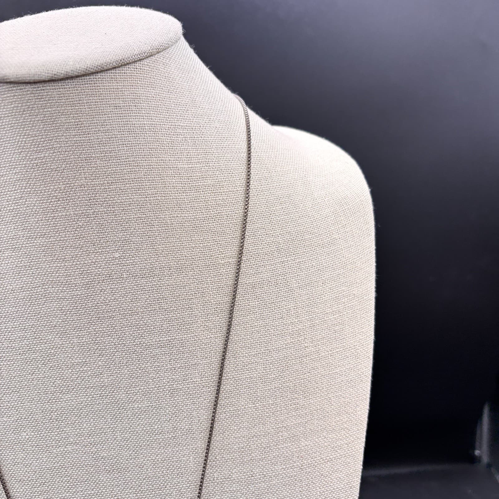 Long Geometric Pendant Necklace Women One Size Silver Tone Modern Minimalist - Thumbnail 4