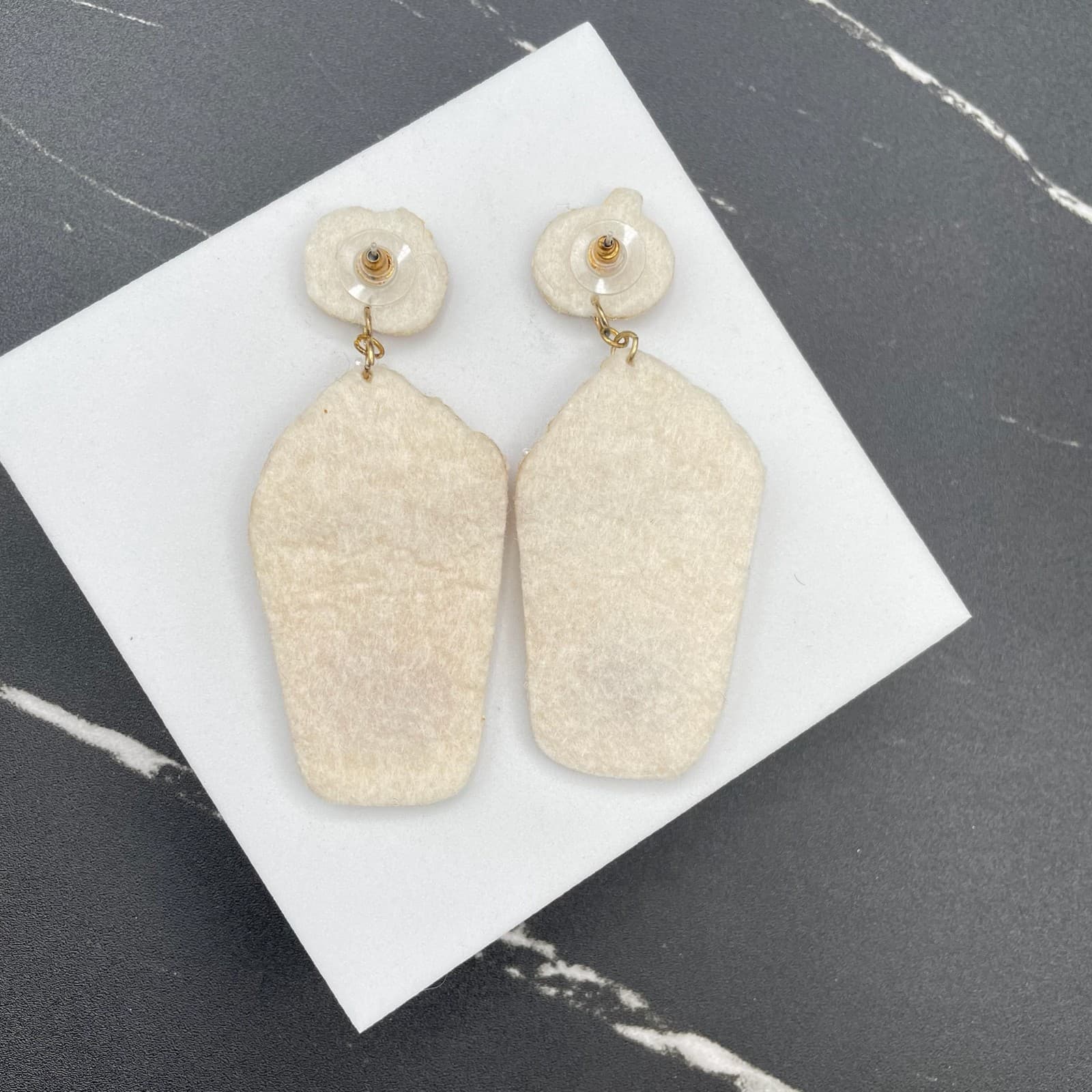 Contemporary White Classic Fashion Pumpkin Spice Latte Beaded Dangle Earrings - Thumbnail 3