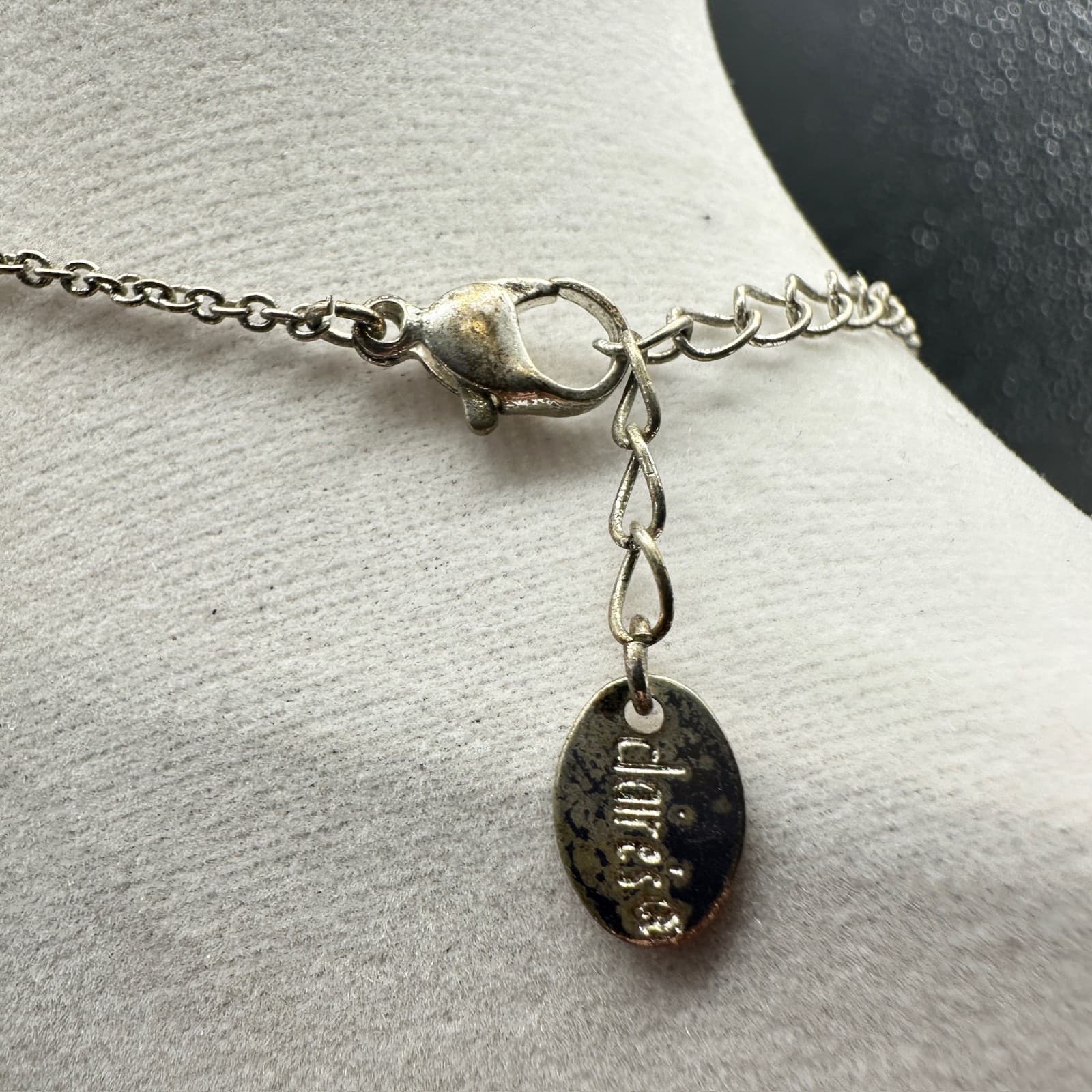 Claire's Silver-Tone Classic Adjustable Bow Detail Eiffel Tower Lobster Necklace - Thumbnail 6