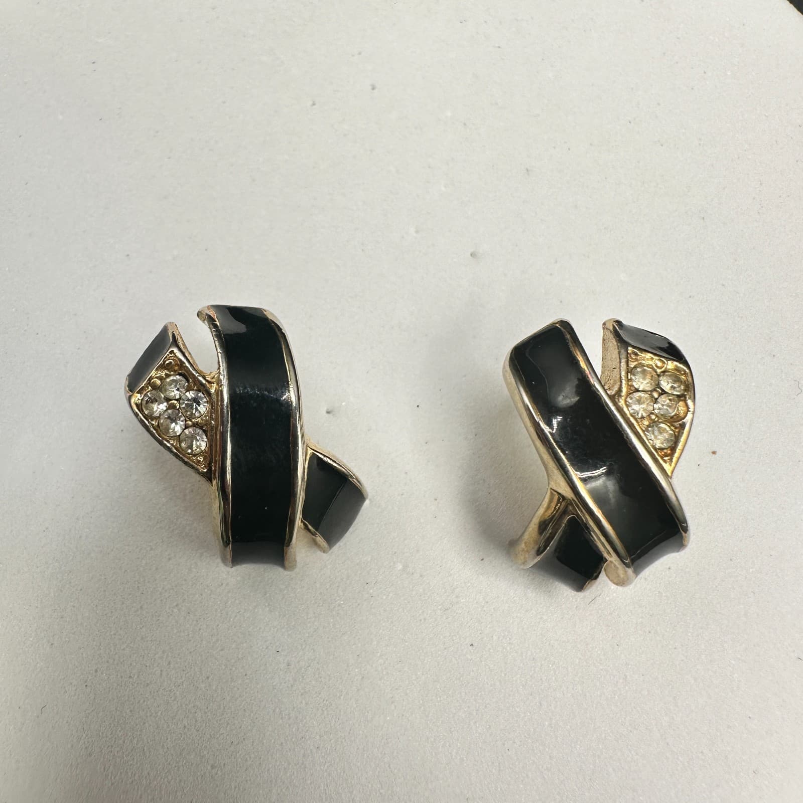Vintage 80s Black Enamel Clear Rhinestone X Clip-on Earrings Gold Tone Jewelry - Thumbnail 6