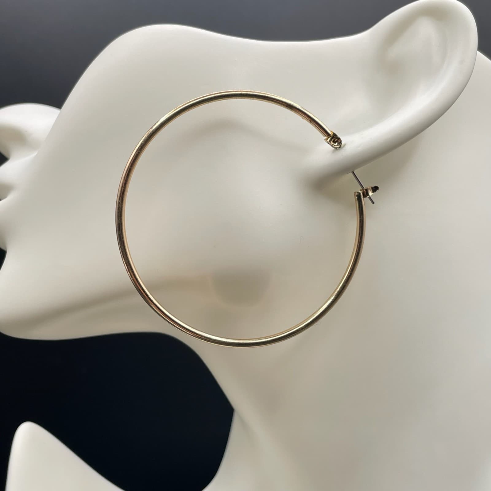 Vintage Gold-Tone Classic Retro Fashion Thin Single Hoop Latch Back Earrings - Thumbnail 7