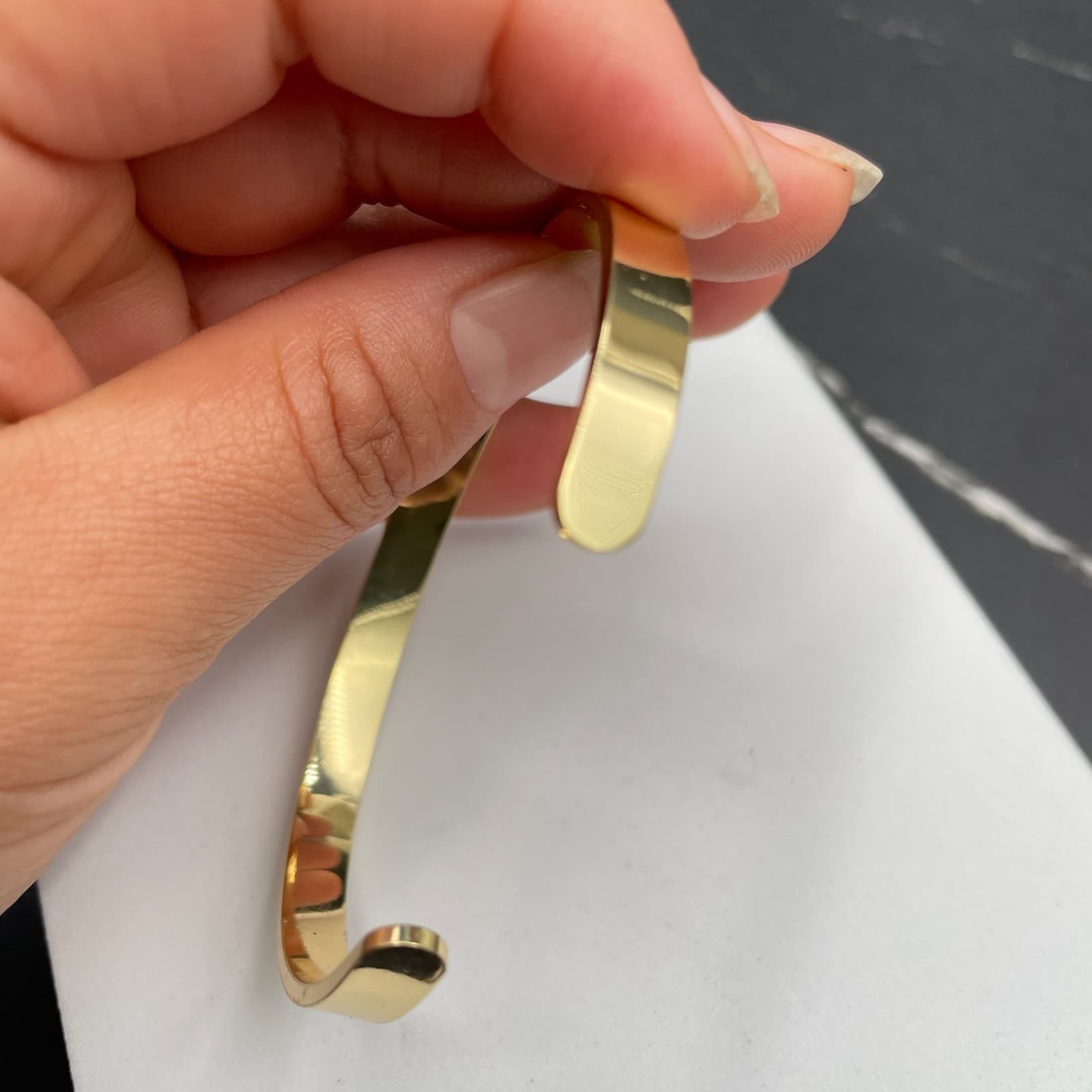 Gold-Tone Classic Fashion Shiny Metal Round-Ended Cuff Torque Slip-On Bracelet - Thumbnail 5