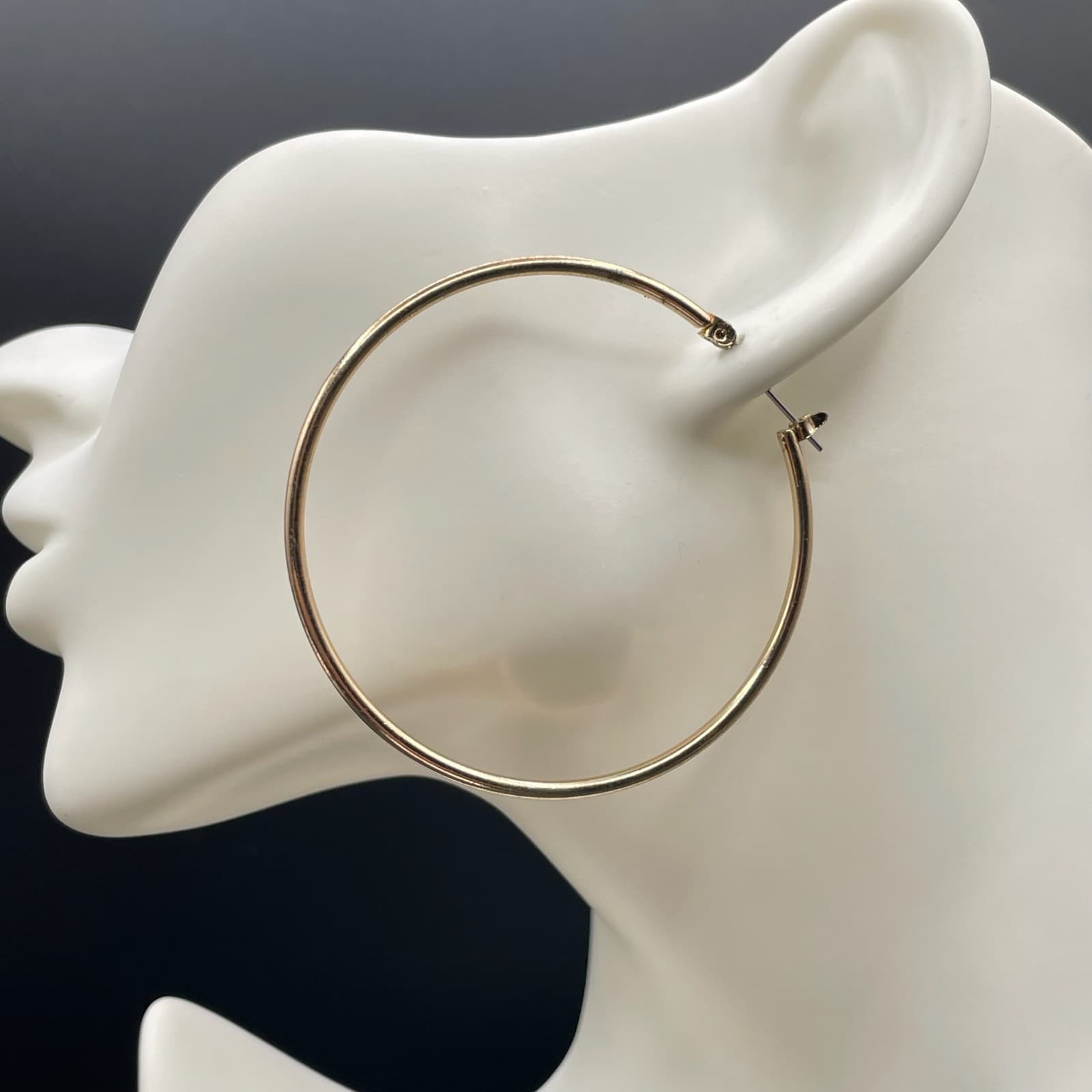 Vintage Gold-Tone Classic Retro Fashion Thin Single Hoop Latch Back Earrings - Thumbnail 9