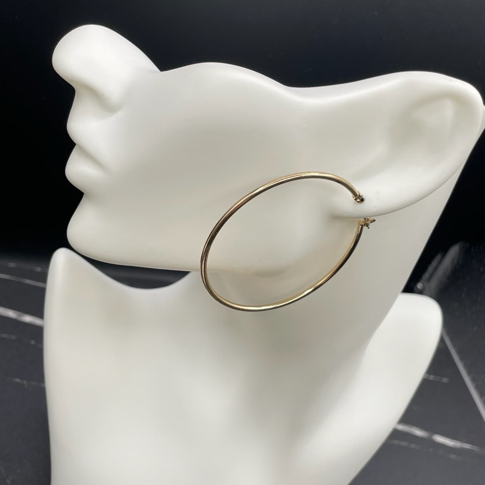 Vintage Gold-Tone Classic Retro Fashion Thin Single Hoop Latch Back Earrings - Thumbnail 6