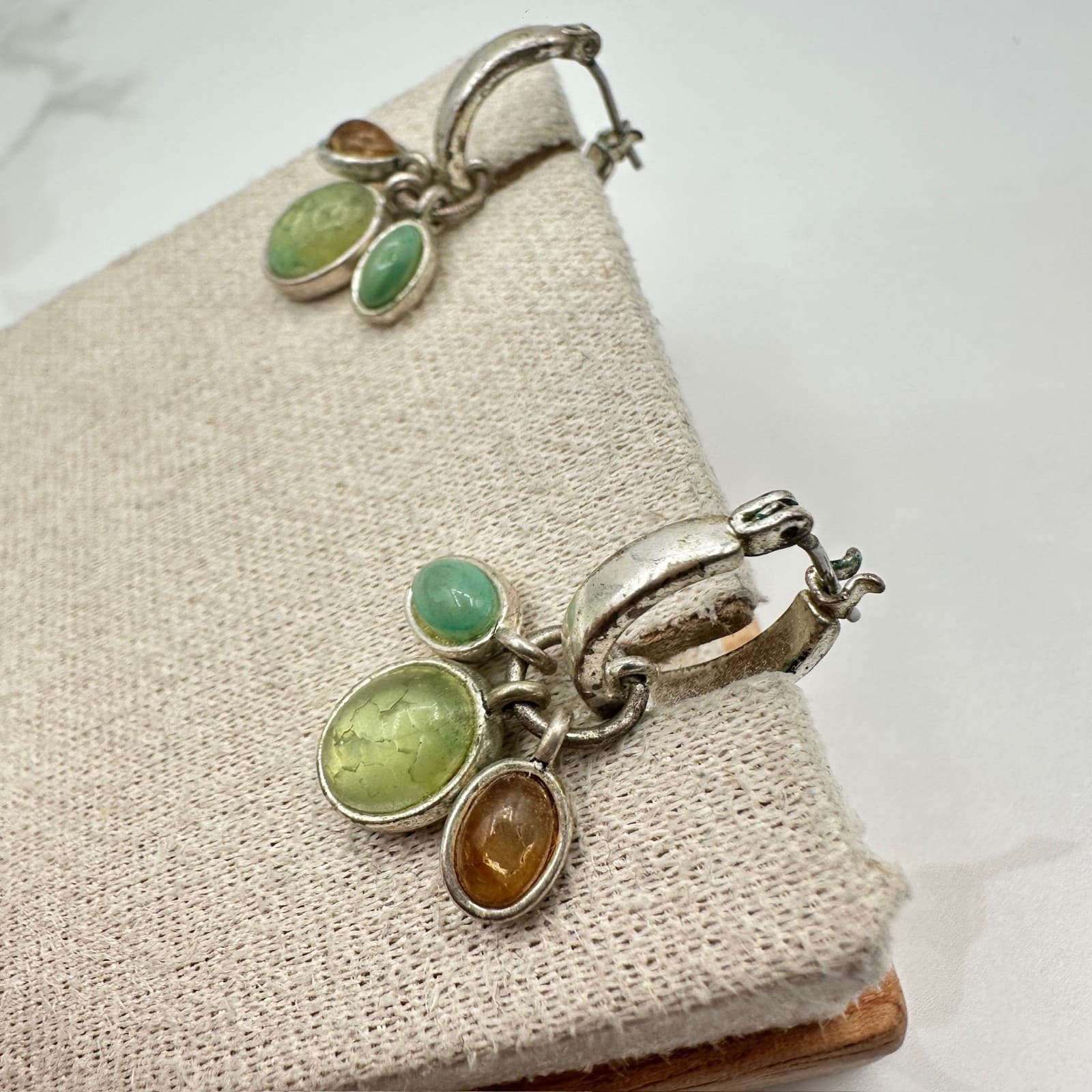 Vintage Monet Green Amber Oval Gemstones Silver-Tone Dangle Drop Earrings - Thumbnail 3
