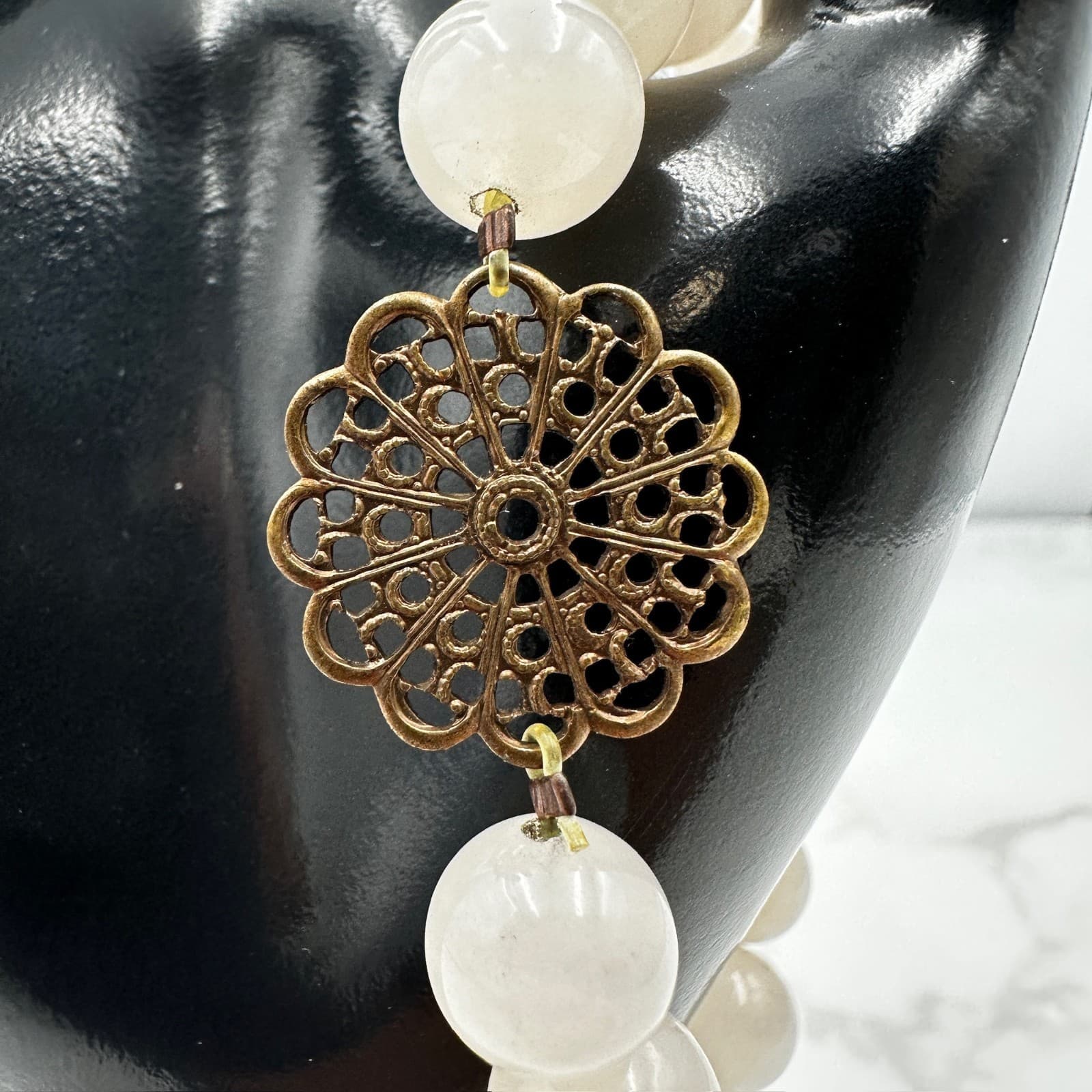 Vintage White Polished Quartz Beaded Stretch Floral Filigree Charm Pendant - Thumbnail 5