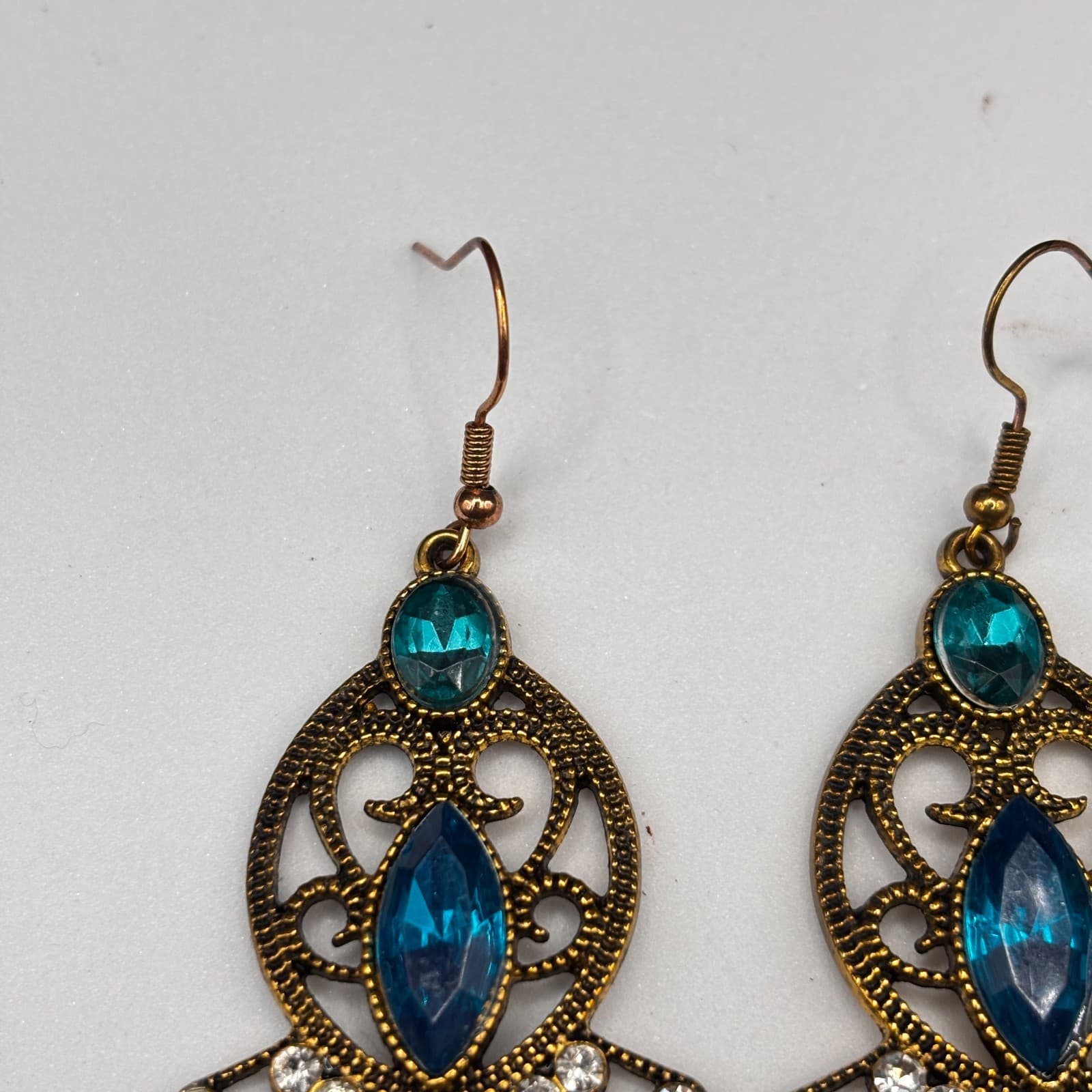 Vintage Y2K Brass Tone Dangle Earrings Blue Clear Rhinestone Filigree Women's - Thumbnail 4