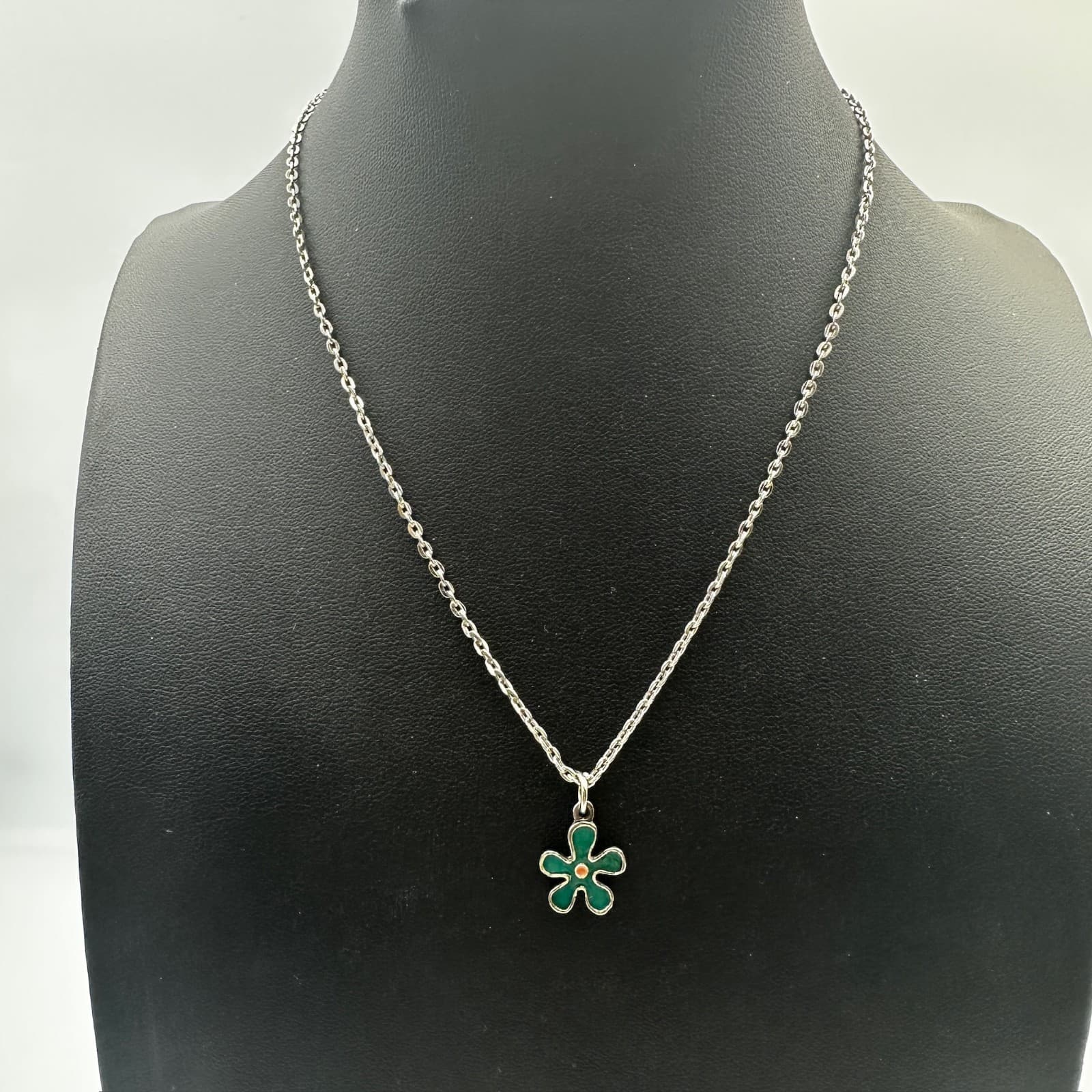 Vintage Green Enamel Flower Pendant Necklace Silver Tone Dainty Jewelry - Image 1