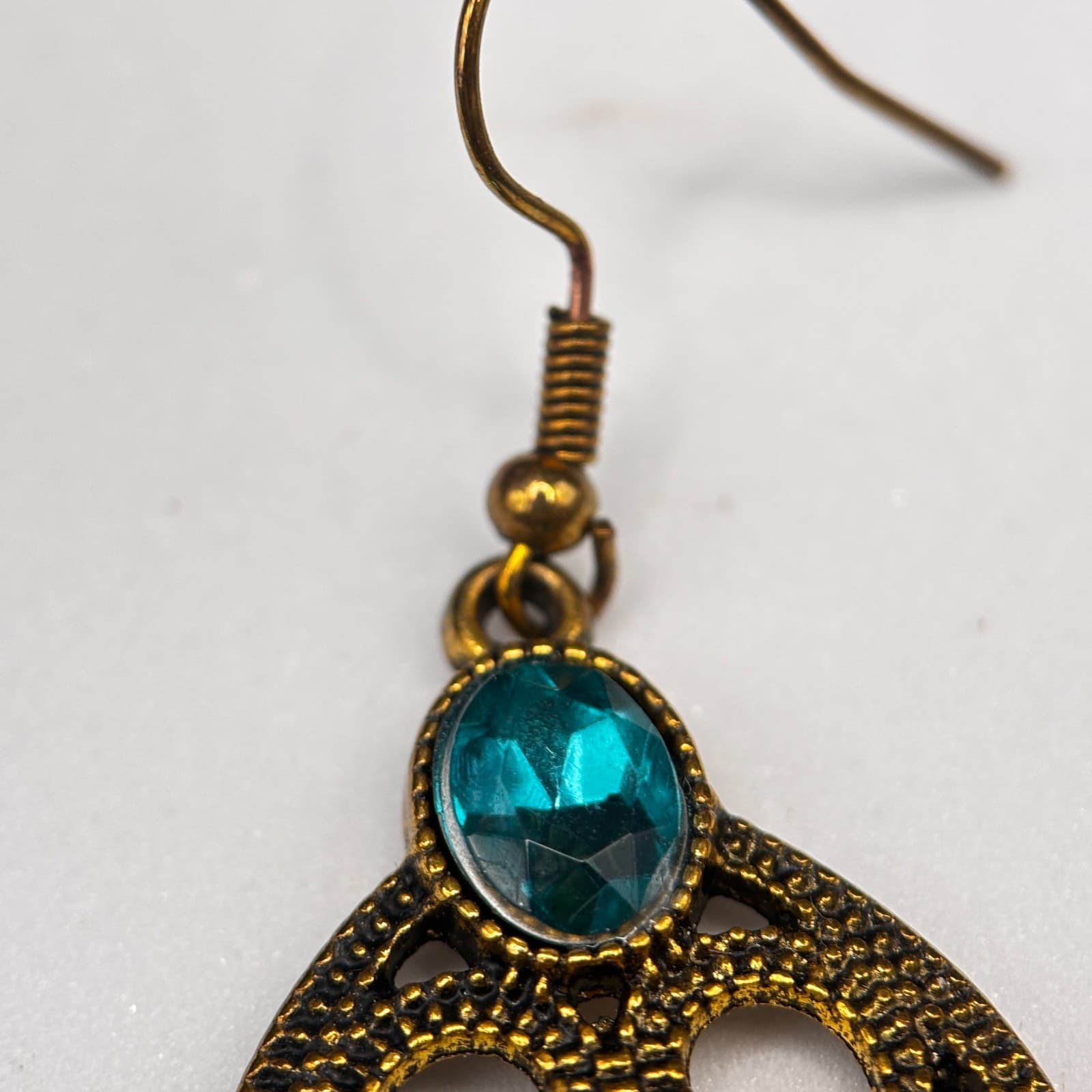 Vintage Y2K Brass Tone Dangle Earrings Blue Clear Rhinestone Filigree Women's - Thumbnail 7