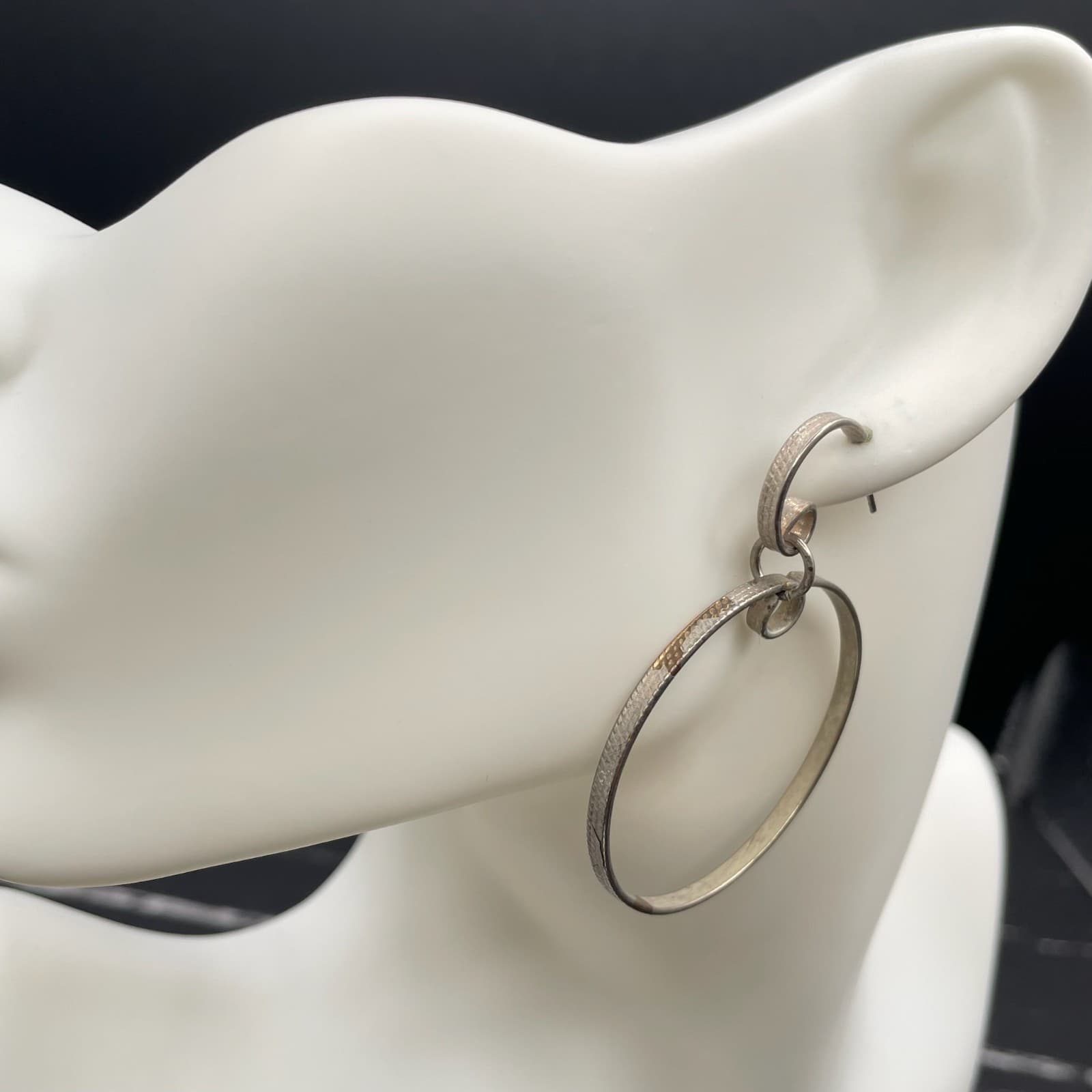 Contemporary Silver-Tone Classic Pebbled Multi-Link Geometric Hoop Drop Earrings - Thumbnail 9