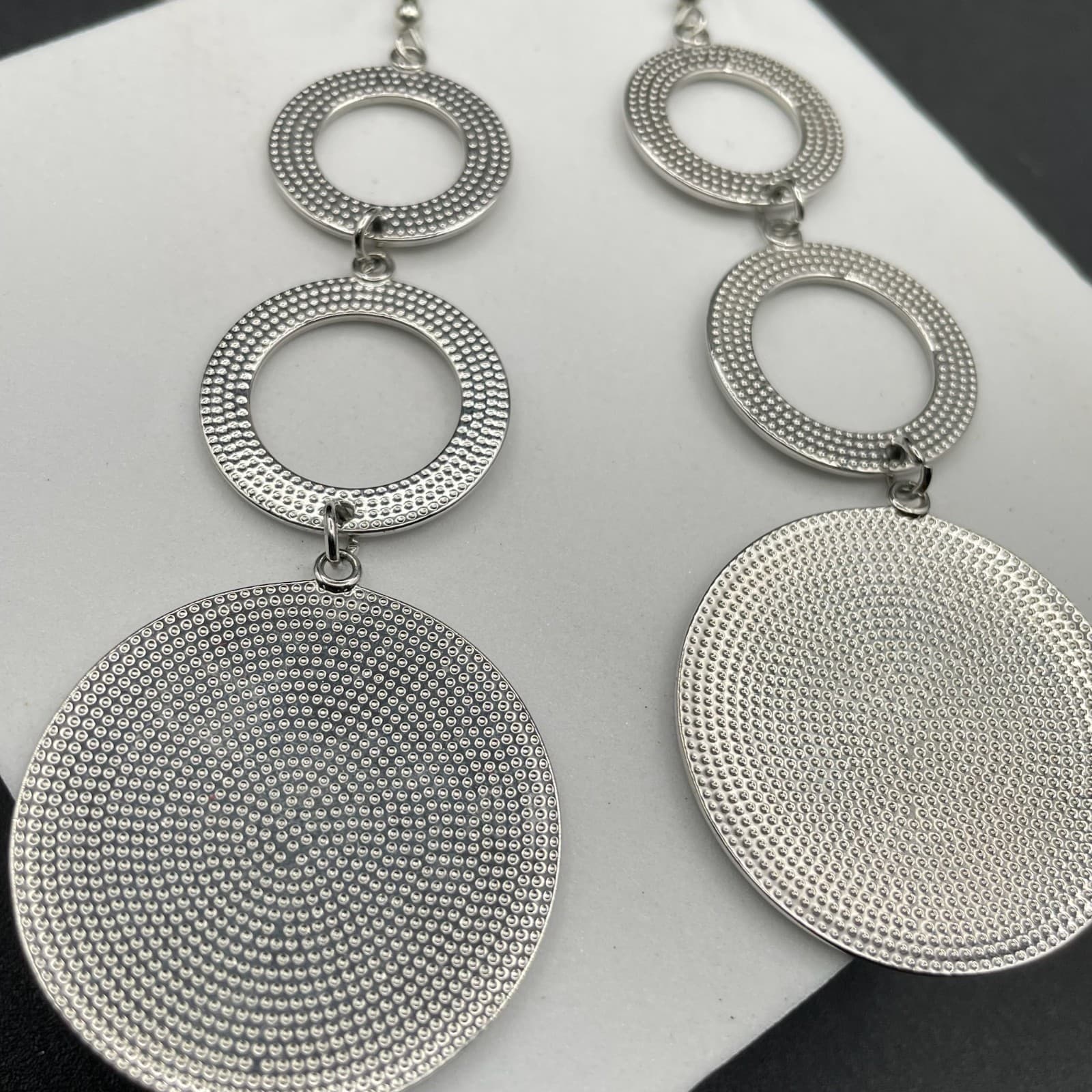 Bohemian Silver-Tone Hammered Triple Blooming Baubles Drop Dangle Earrings - Thumbnail 5