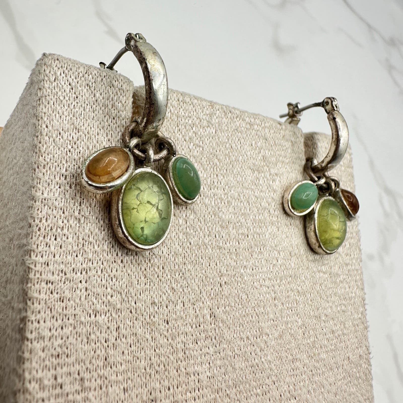 Vintage Monet Green Amber Oval Gemstones Silver-Tone Dangle Drop Earrings - Thumbnail 2