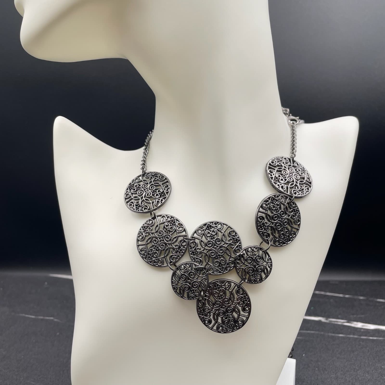 Classic Silver-Tone Curb Chain Filigree Medallion Bib Statement Lobster Necklace - Image 1