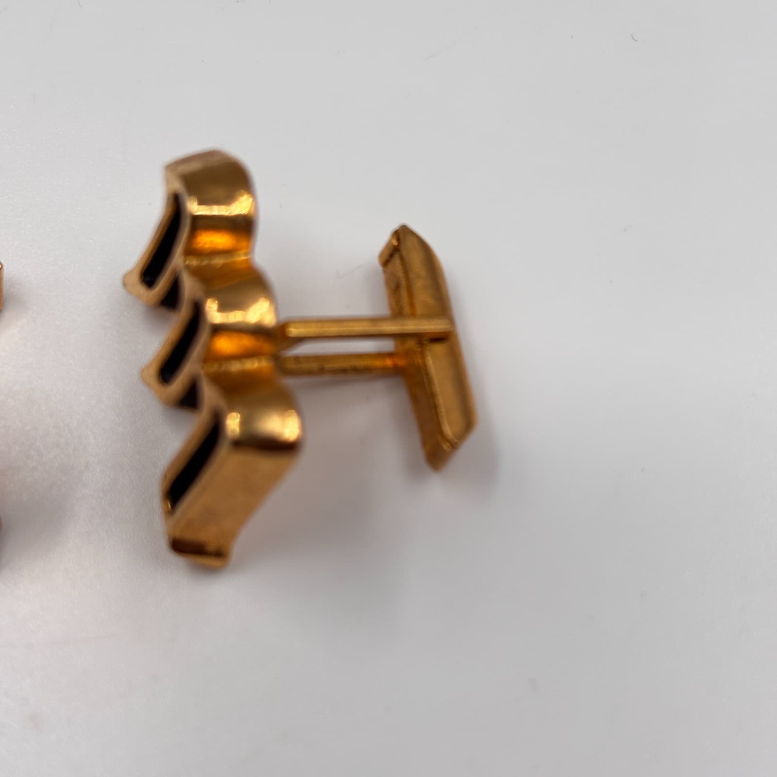Vintage Men's Gold Tone Black Enamel Initial Letter Monogram Cufflinks - Thumbnail 4