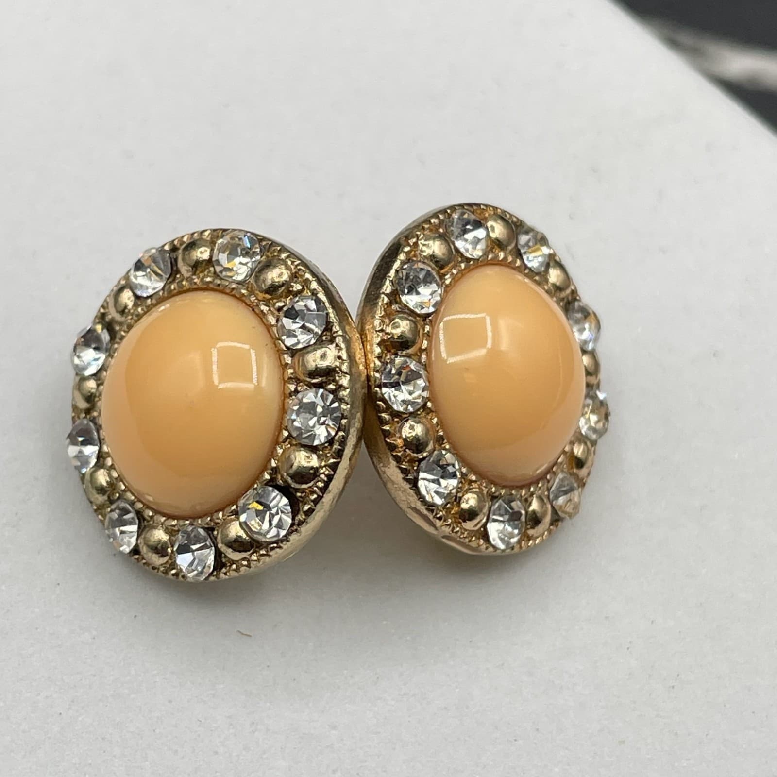 Classic Gold-Tone Star-Motif Rhinestone-Embellished Cabochon Halo Stud Earrings - Thumbnail 6