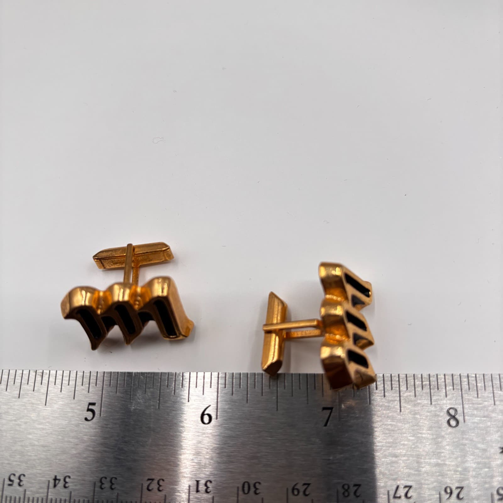 Vintage Men's Gold Tone Black Enamel Initial Letter Monogram Cufflinks - Thumbnail 11
