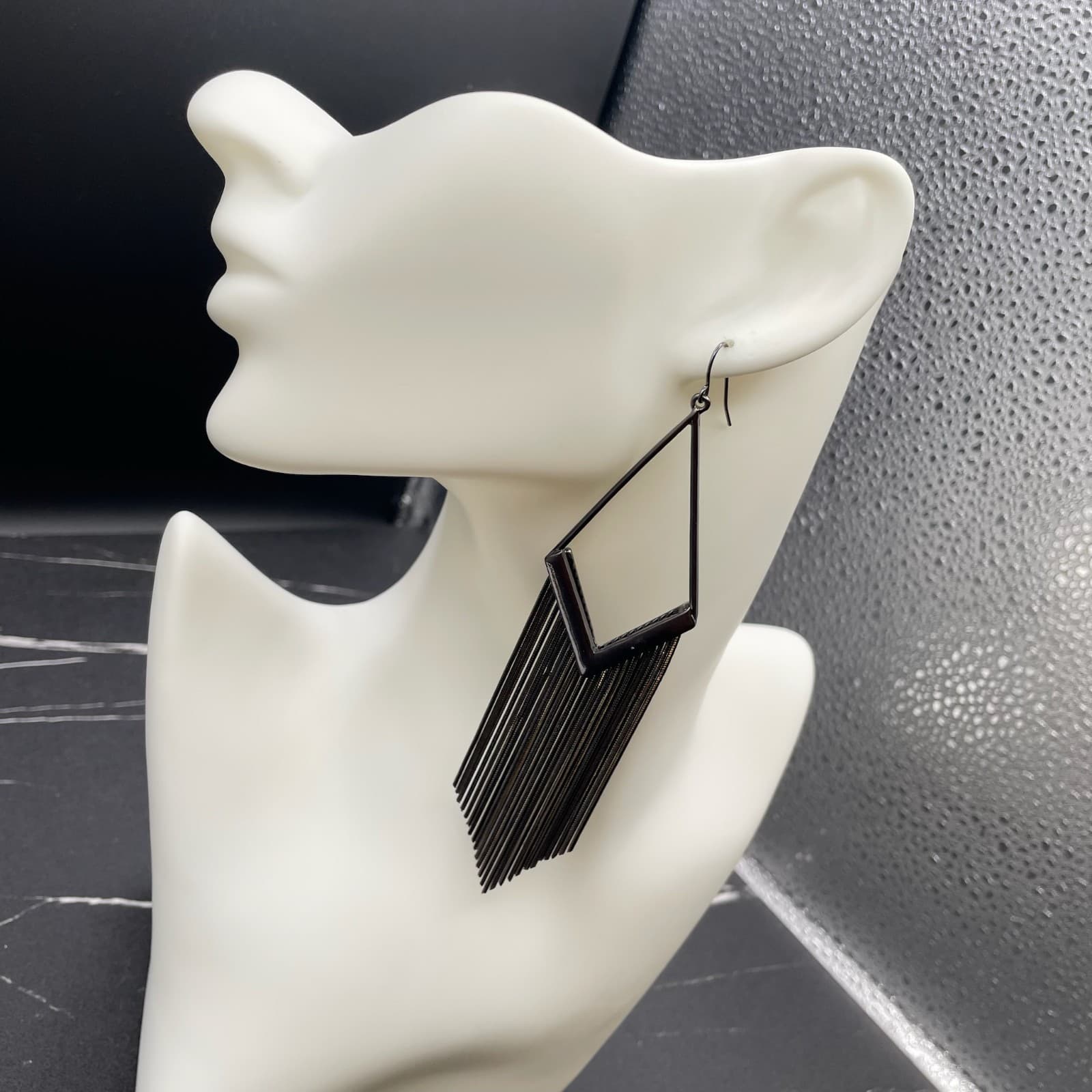 Modern Silver-Tone Classic Gunmetal Snake Chain Tassel Drop French Hook Earring - Thumbnail 7