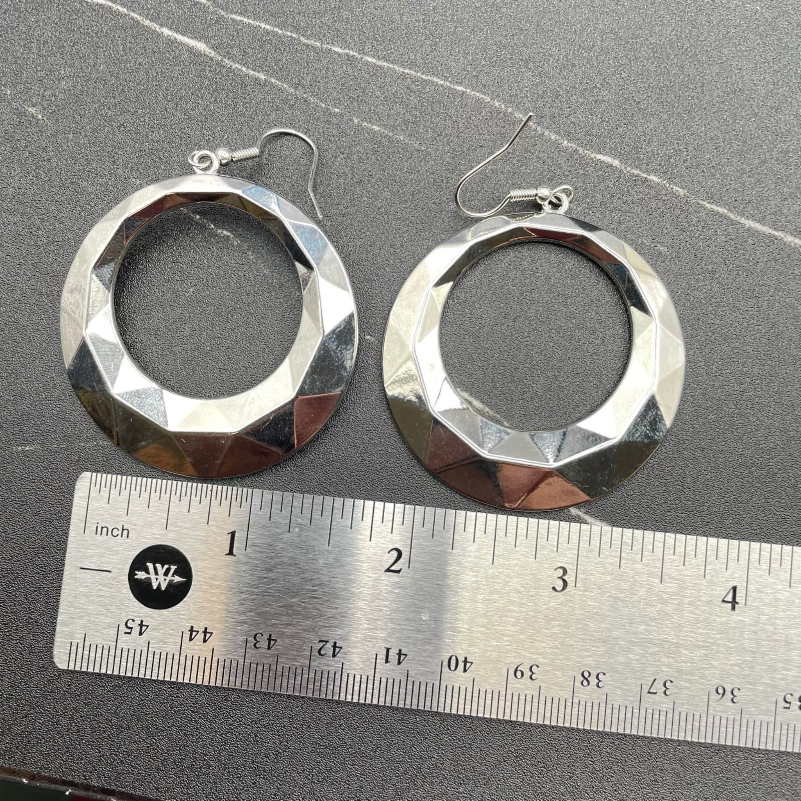 Silver-Tone Classic Fashion Geometric Stippled Faceted Hoop French Hook Earrings - Thumbnail 7