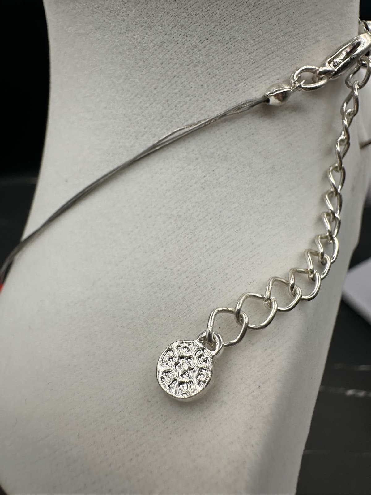 Vintage Silver-Tone Red Shell Triple-Strand Beaded Station Necklace Bracelet Set - Thumbnail 7