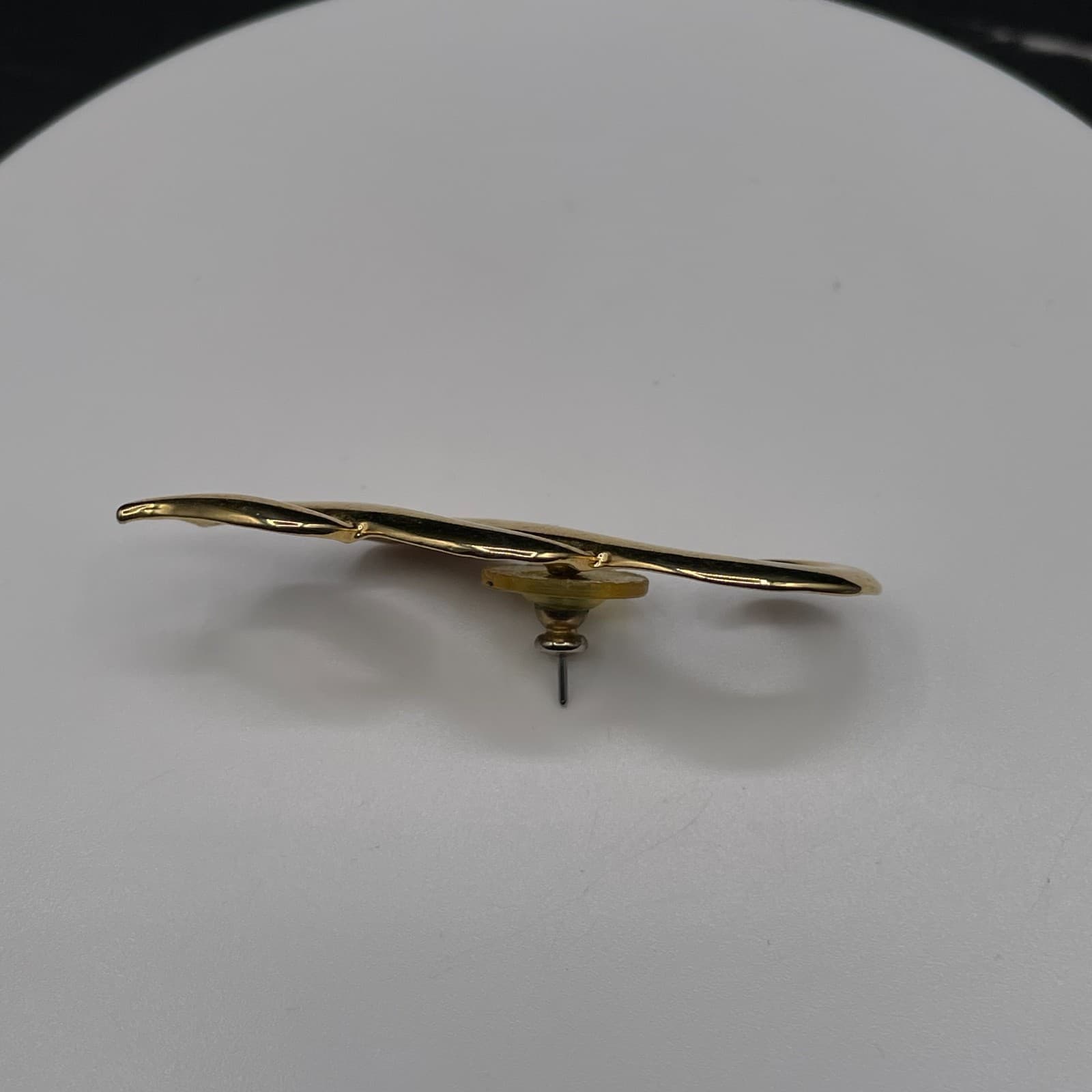 Vintage Gold Tone Abstract Swirl Ribbon Wave Brooch Pin Jewellery 2 Inch - Thumbnail 5