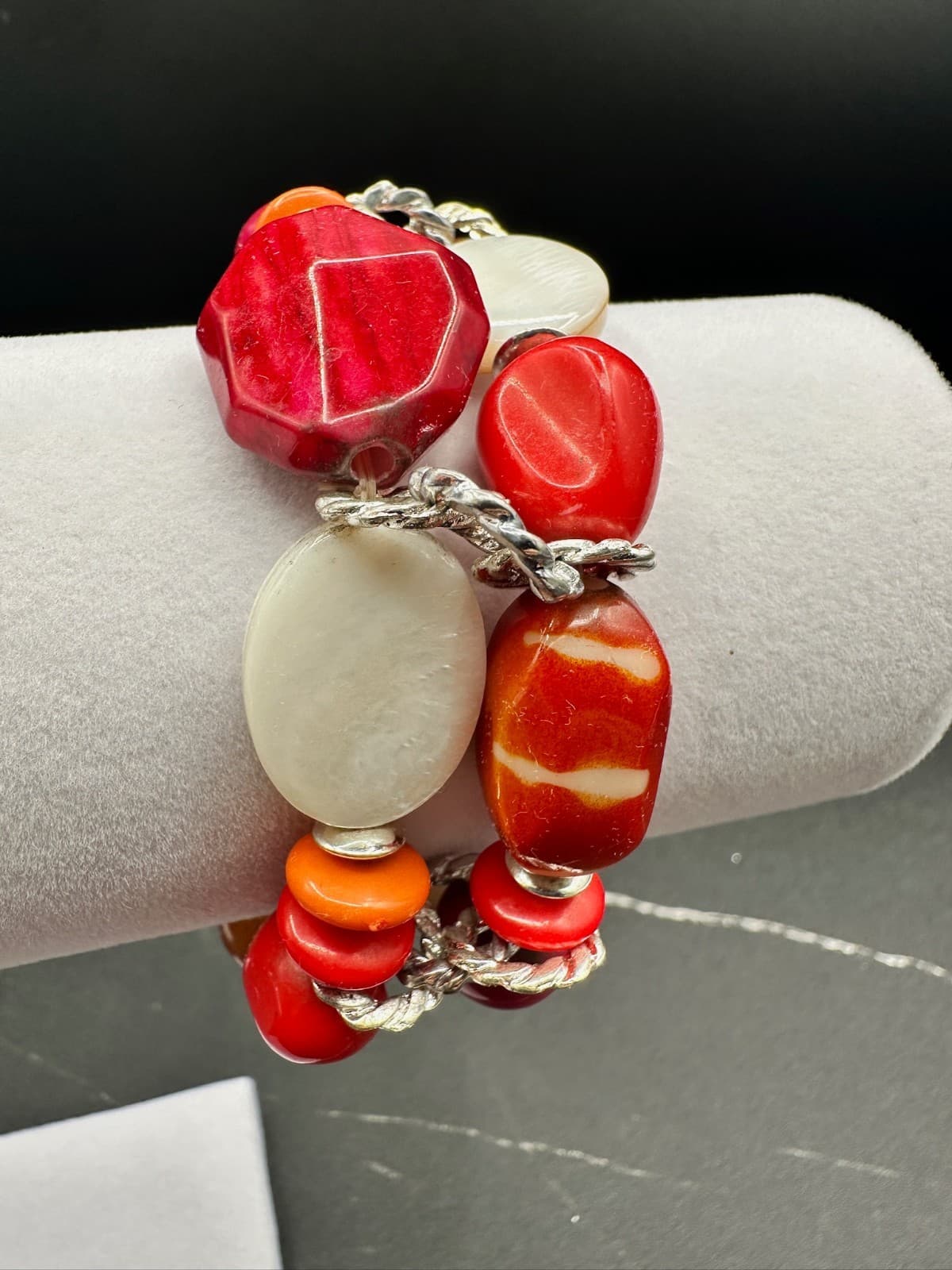 Vintage Silver-Tone Red Shell Triple-Strand Beaded Station Necklace Bracelet Set - Thumbnail 9