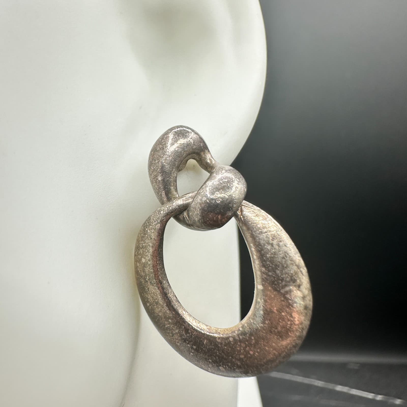 VTG Silver Tone Abstract Knot Oval Drop Earrings Textured Statement Pierced - Thumbnail 8