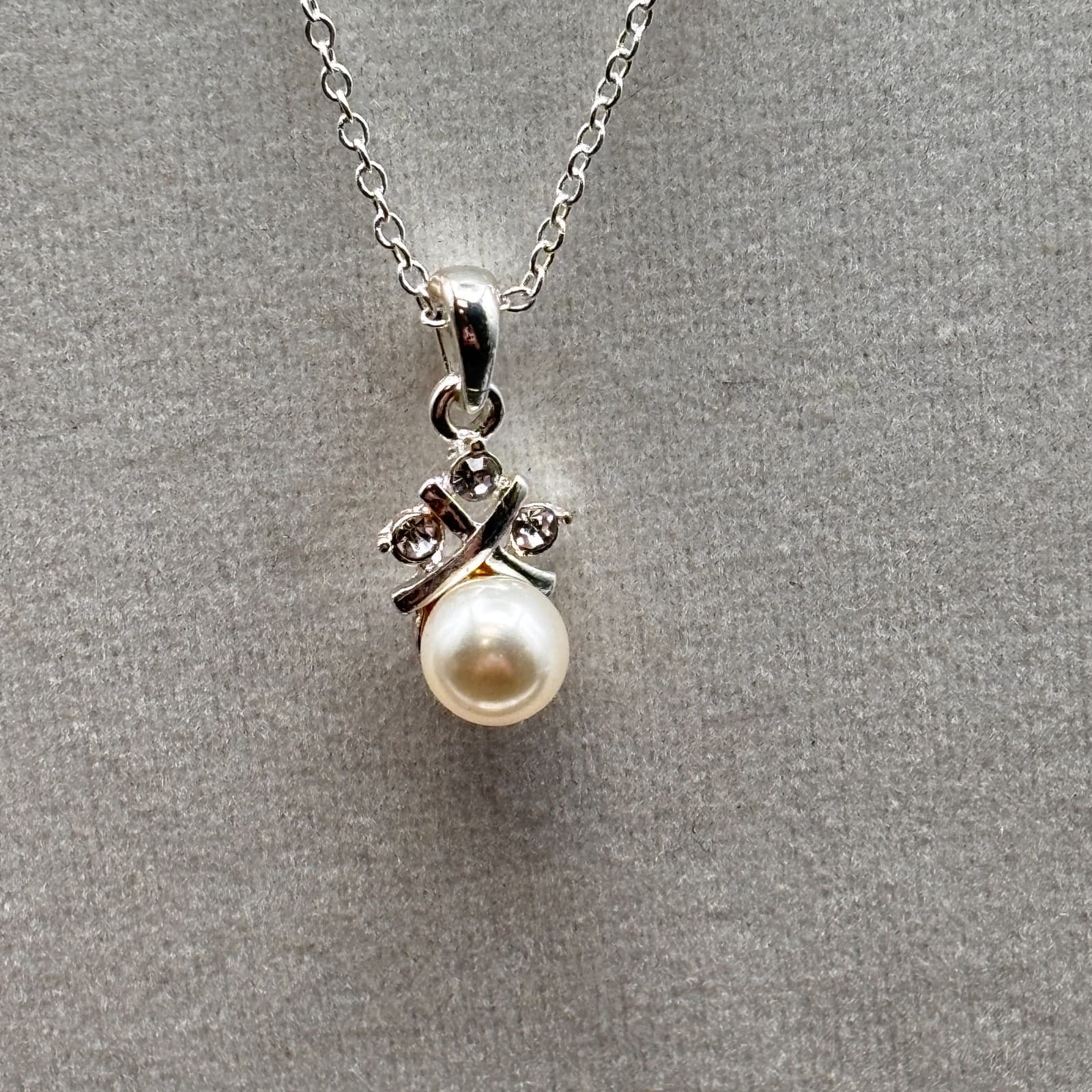 Sha Silver Tone Faux Pearl Pendant Necklace Women White Crystal Accent Jewelry - Thumbnail 6