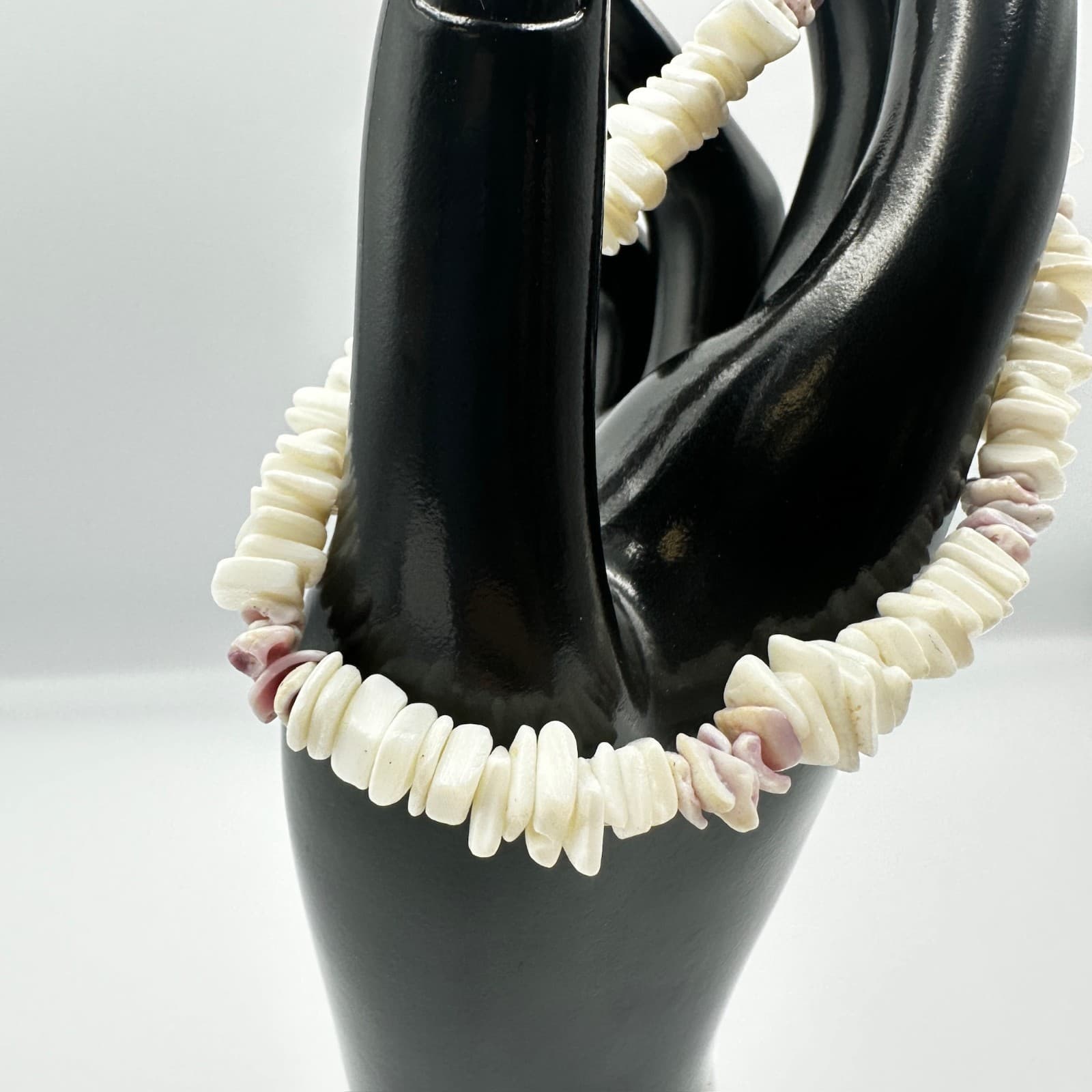 Vintage White Shell Chip Bracelet w/ Pink Accents & Barrel Clasp - Thumbnail 3