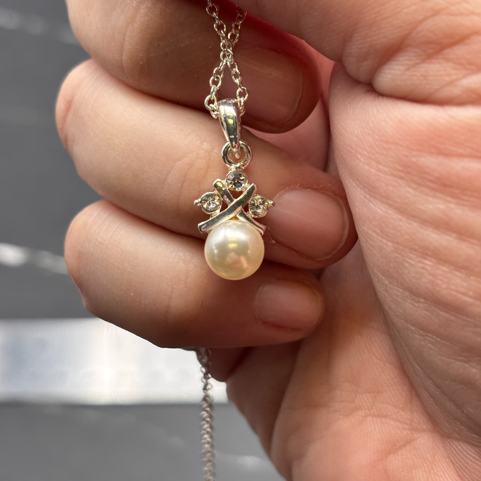 Sha Silver Tone Faux Pearl Pendant Necklace Women White Crystal Accent Jewelry - Thumbnail 11