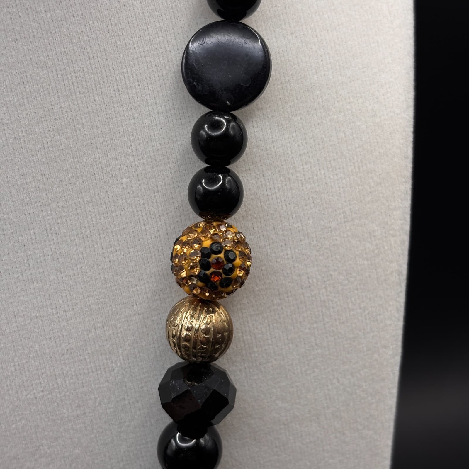 Vintage Gold Black Chunky Necklace Hammered Pendant Resin Crystal Beaded Jules - Thumbnail 7