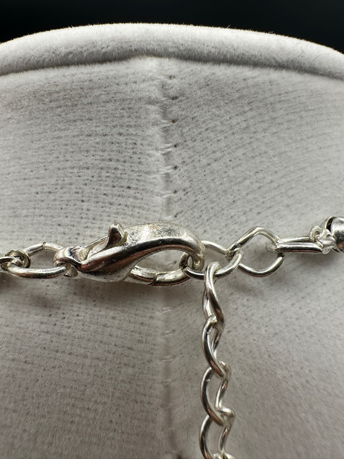 Vintage Silver-Tone Red Shell Triple-Strand Beaded Station Necklace Bracelet Set - Thumbnail 6