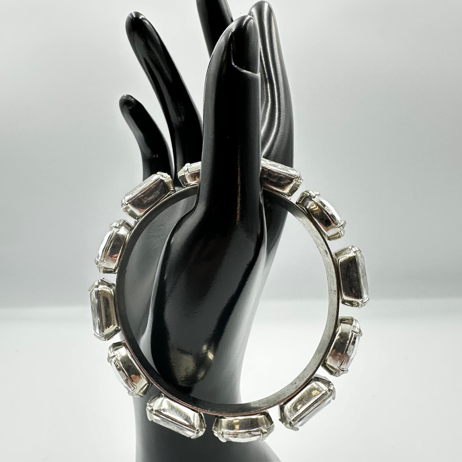 Silver-Tone Oversized Crystal Statement Bangle – Glam Cocktail Sparkle - Thumbnail 4